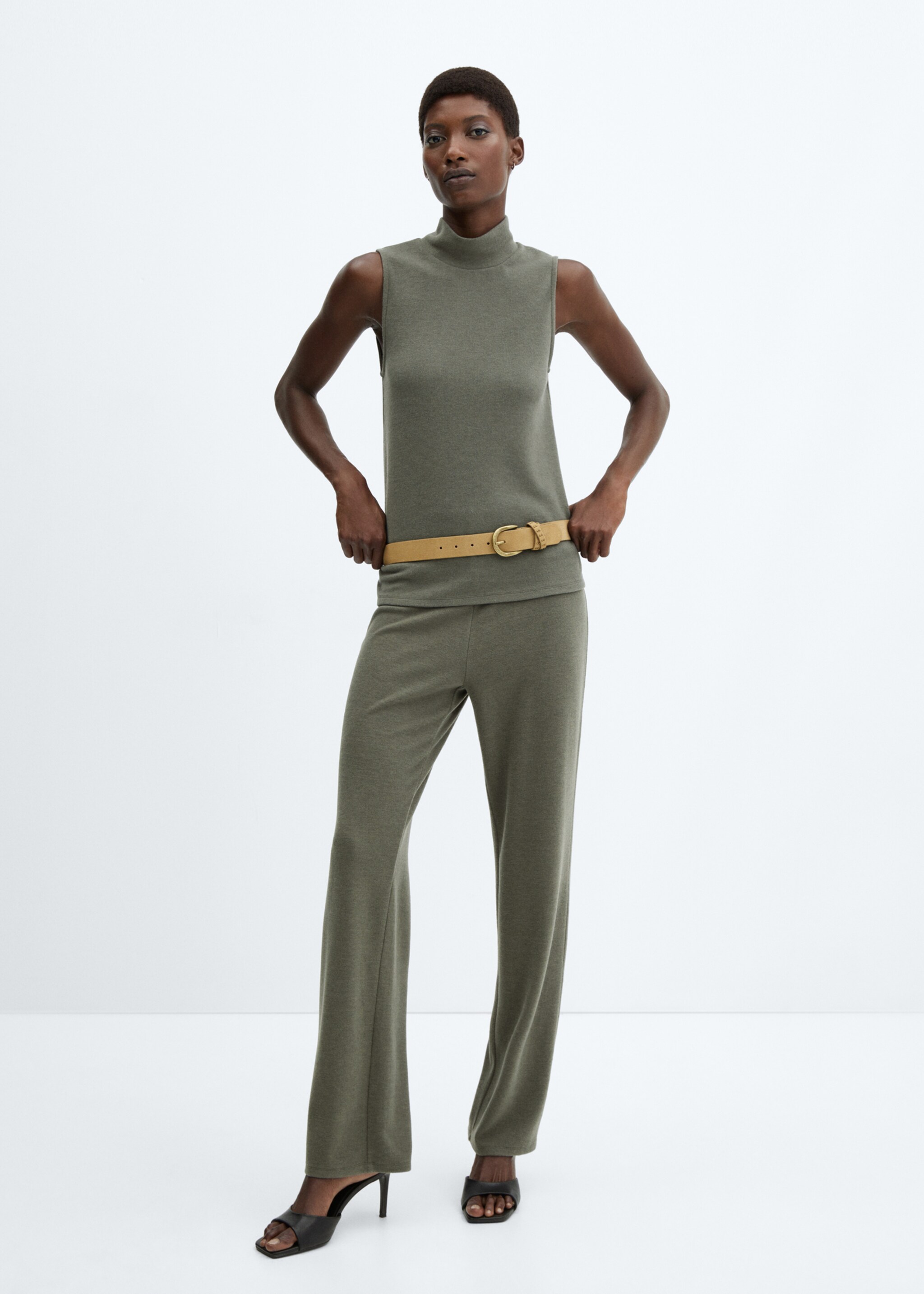 Turtleneck knitted top - General plane, Khaki. Ref: 57085989-00.