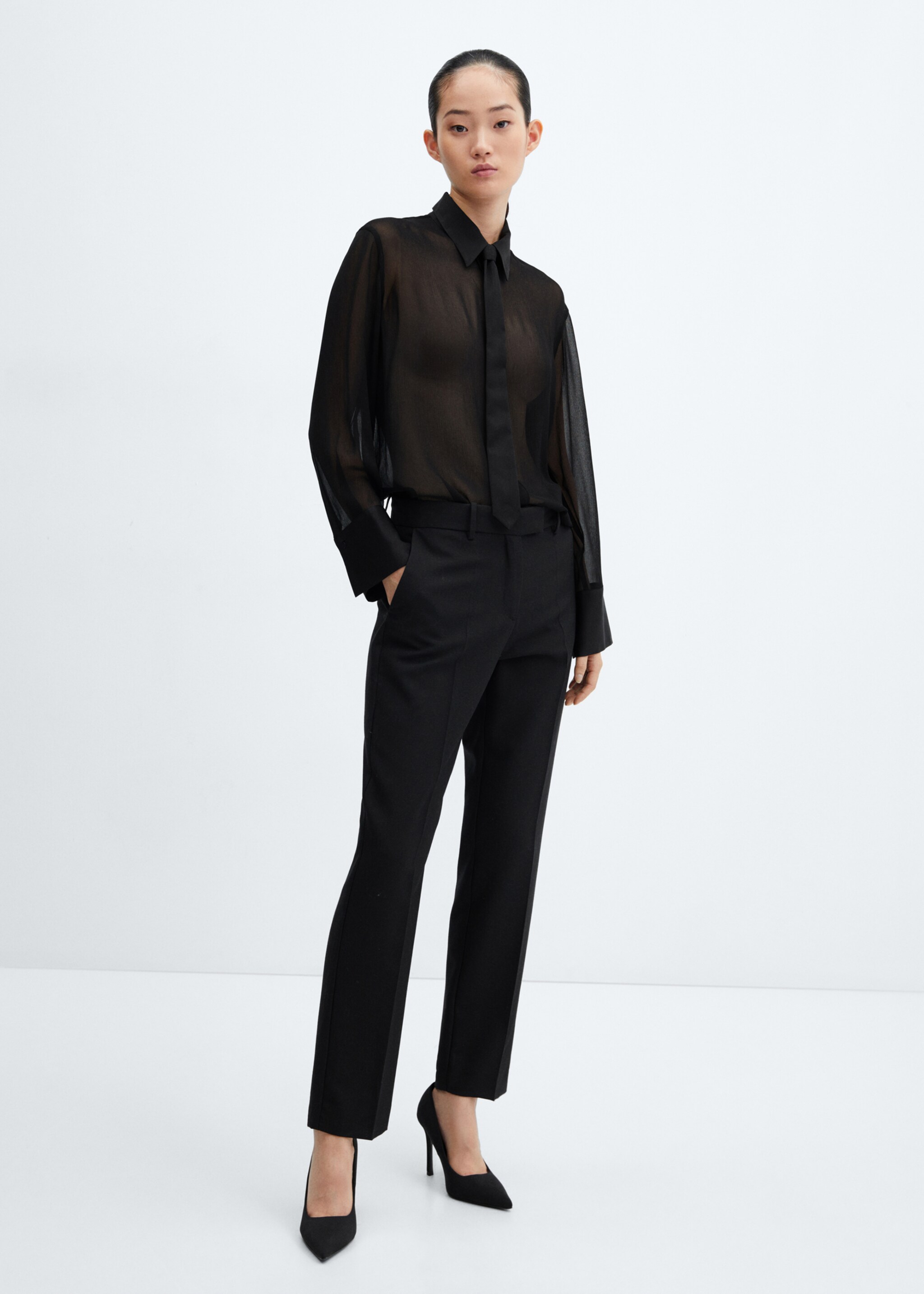 Tie shirt with satin details - General plane, Black. Ref: 57087757-00.