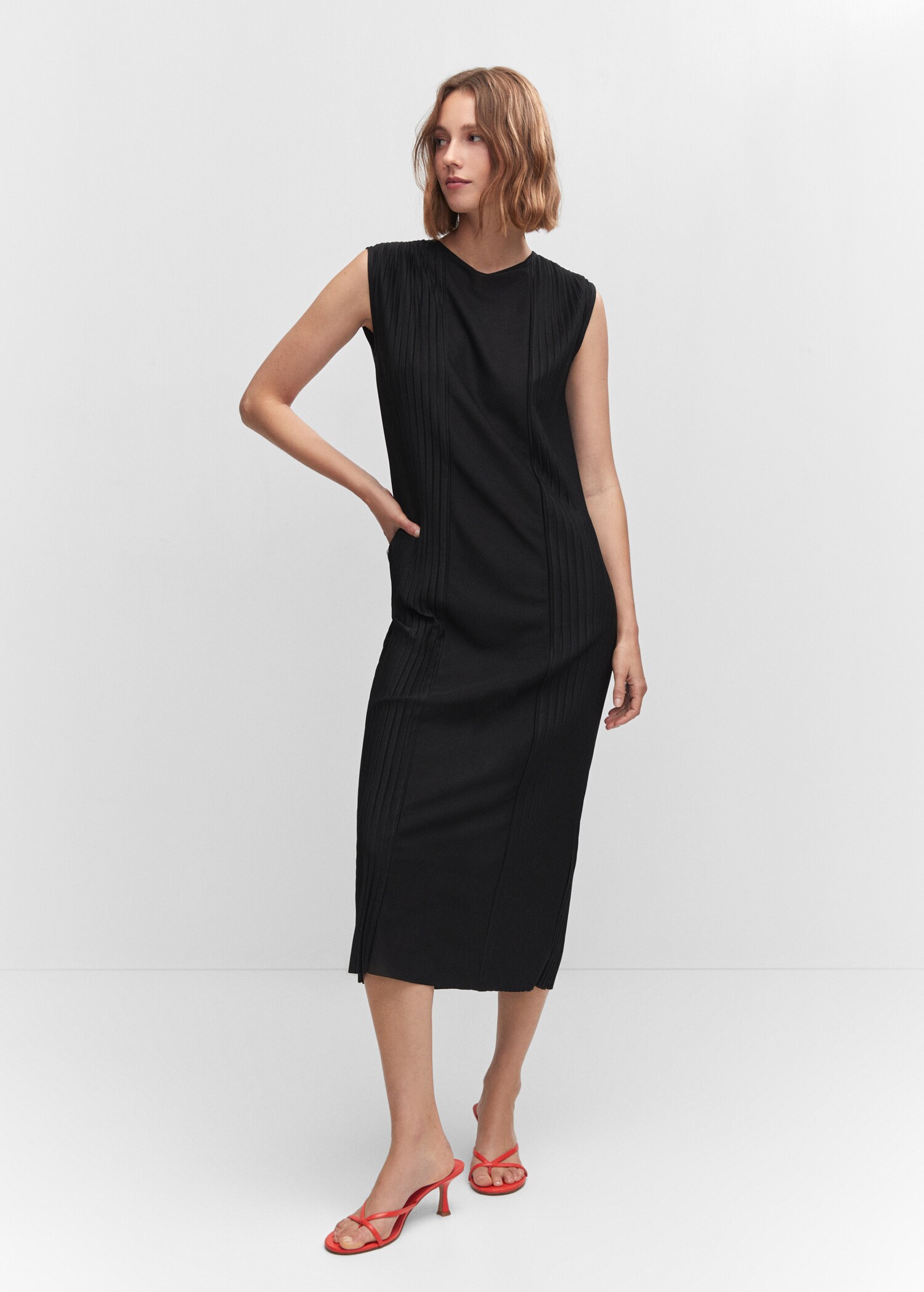 Vestit detalls prisats - Pla general