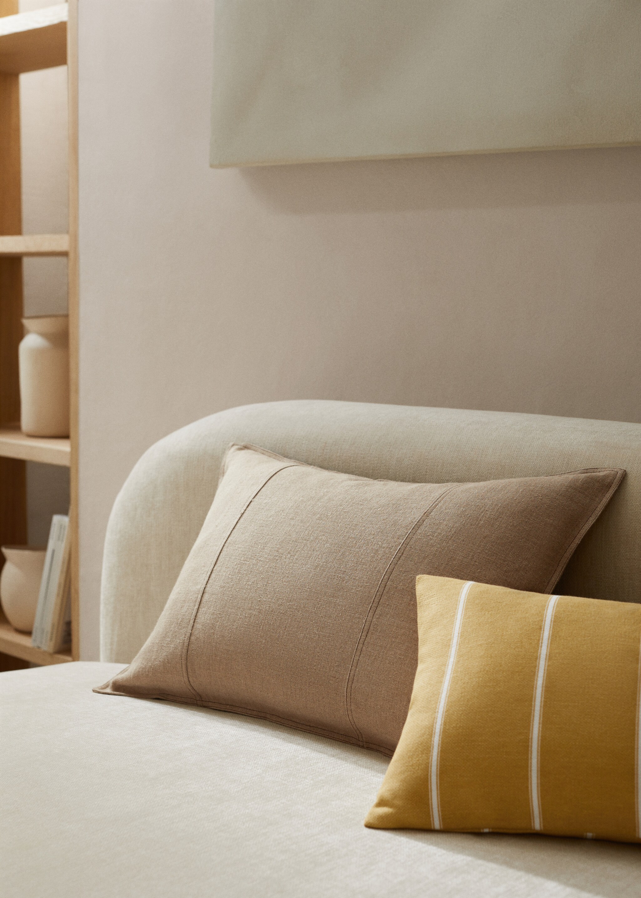 Linen stitched cushion cover 40x60cm - General plane