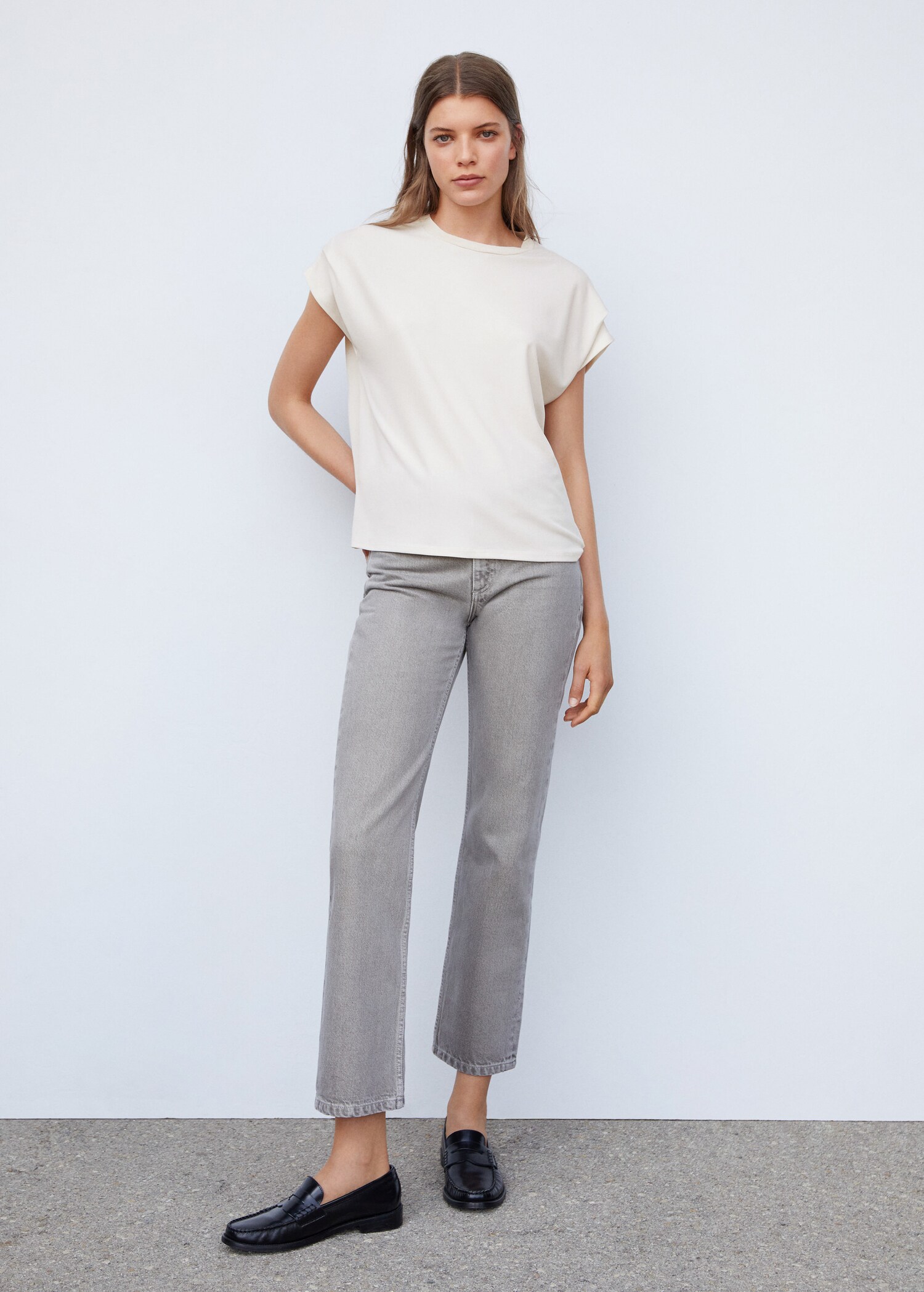Oversized T-shirt met korte mouwen - Overzichtstekening