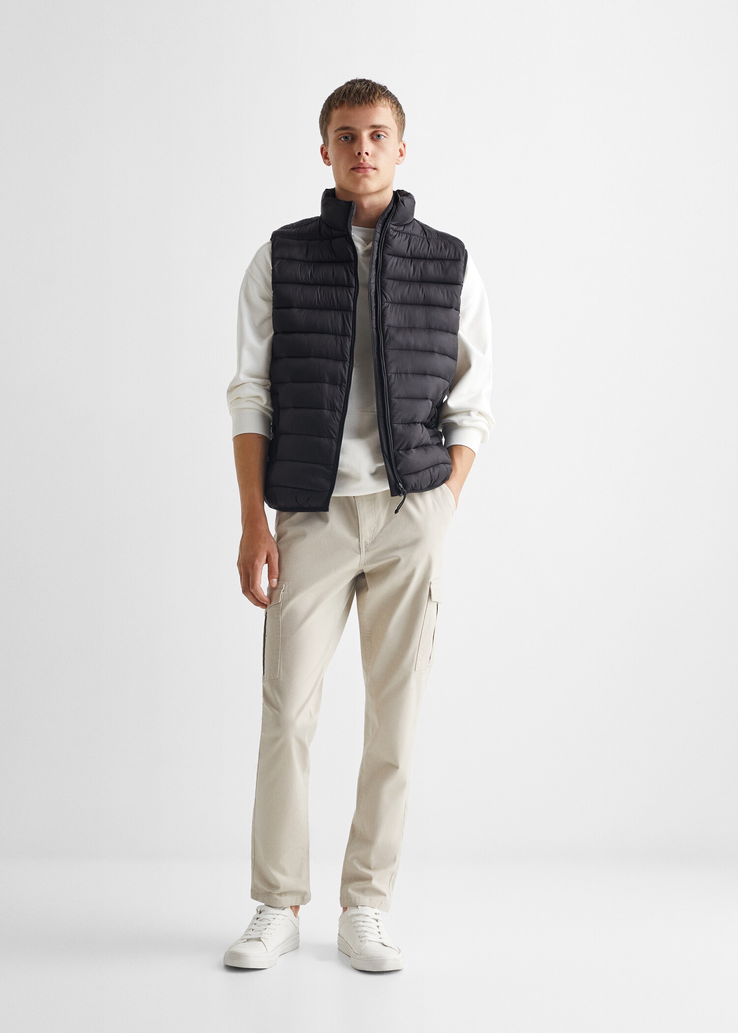 Quilted gilet - General plane
