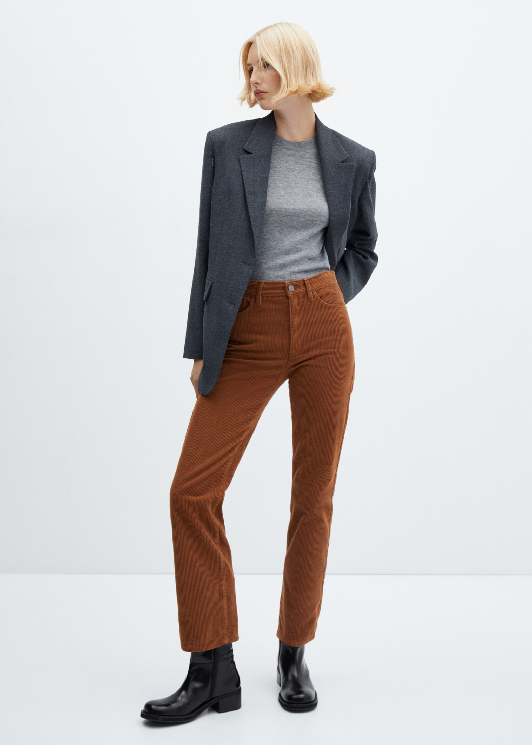 Straight-fit mid-rise corduroy trousers - General plane