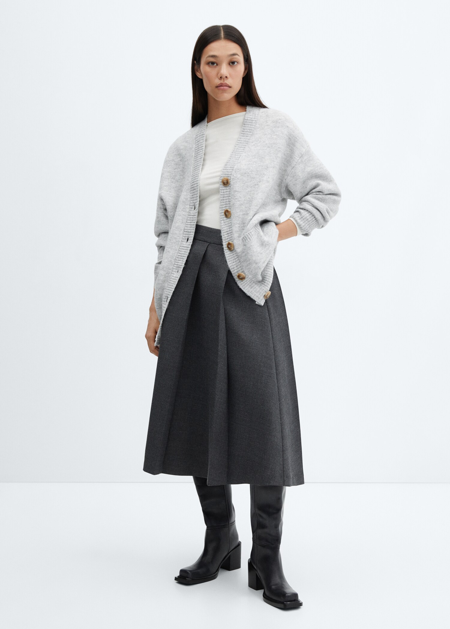 Oversized Cardigan mit Knöpfen - Allgemeine Ansicht