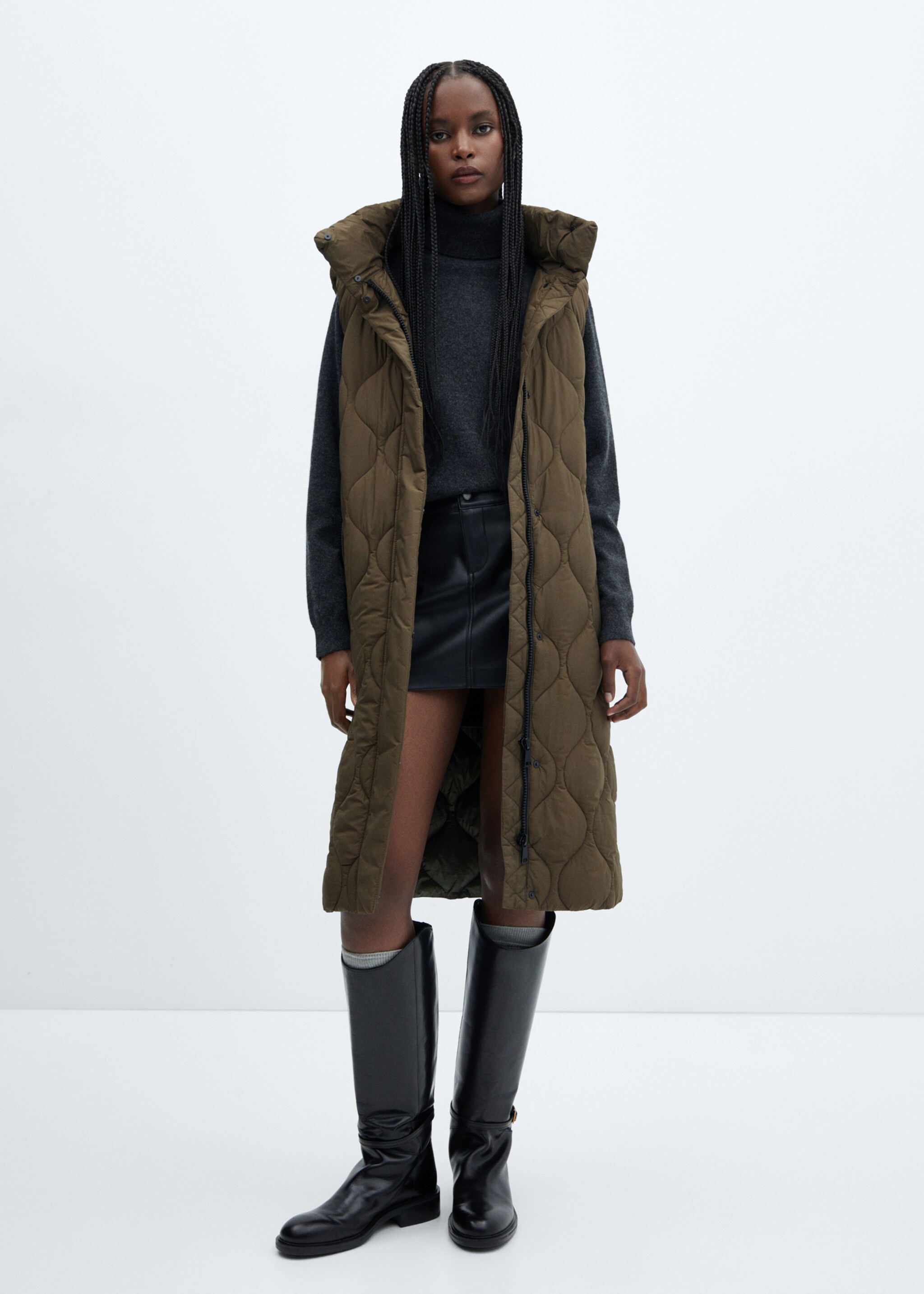 Long puffer vest - General plane, Khaki. Ref: 57856710-00.