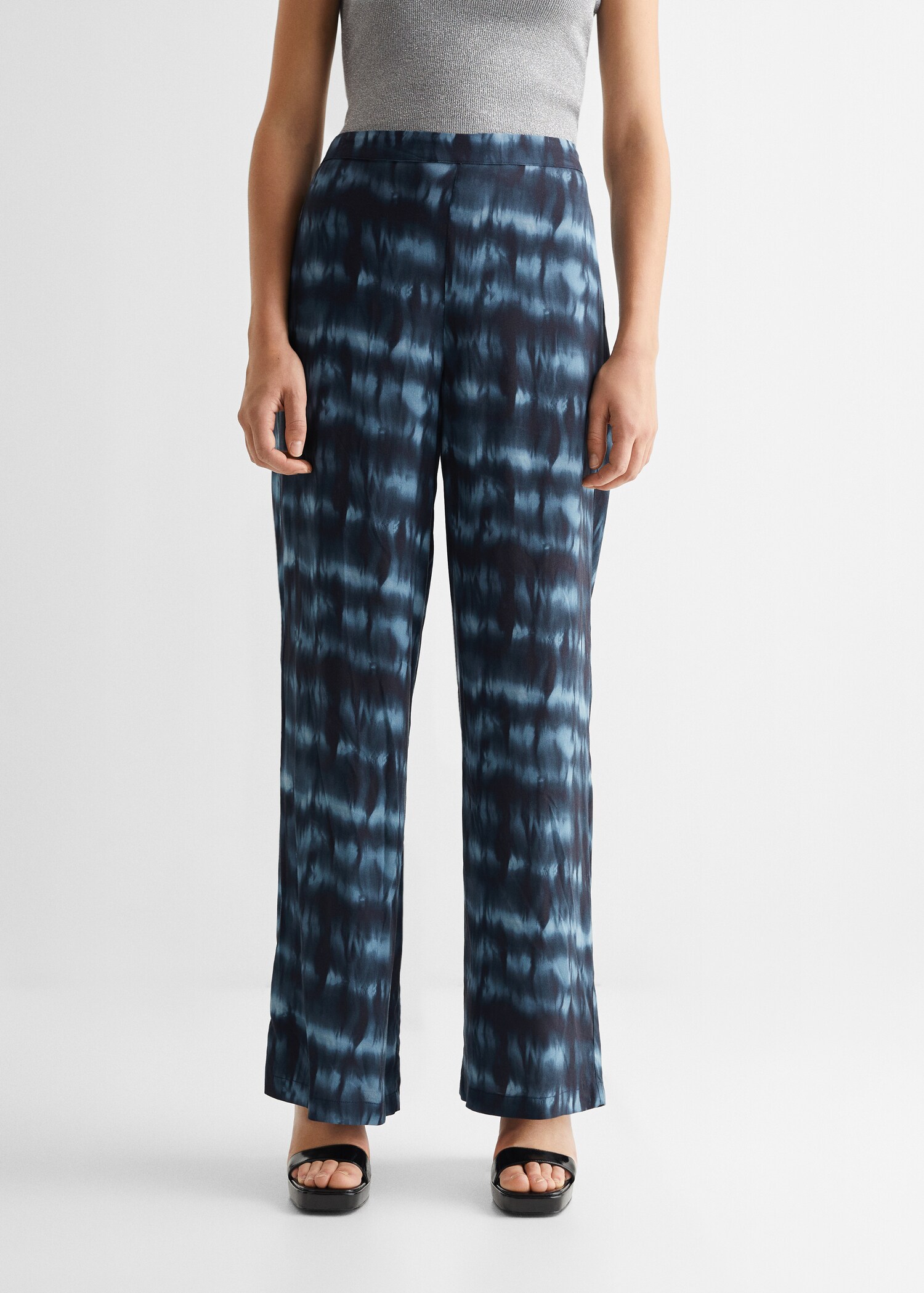 Flowy printed trousers - Details of the article 6