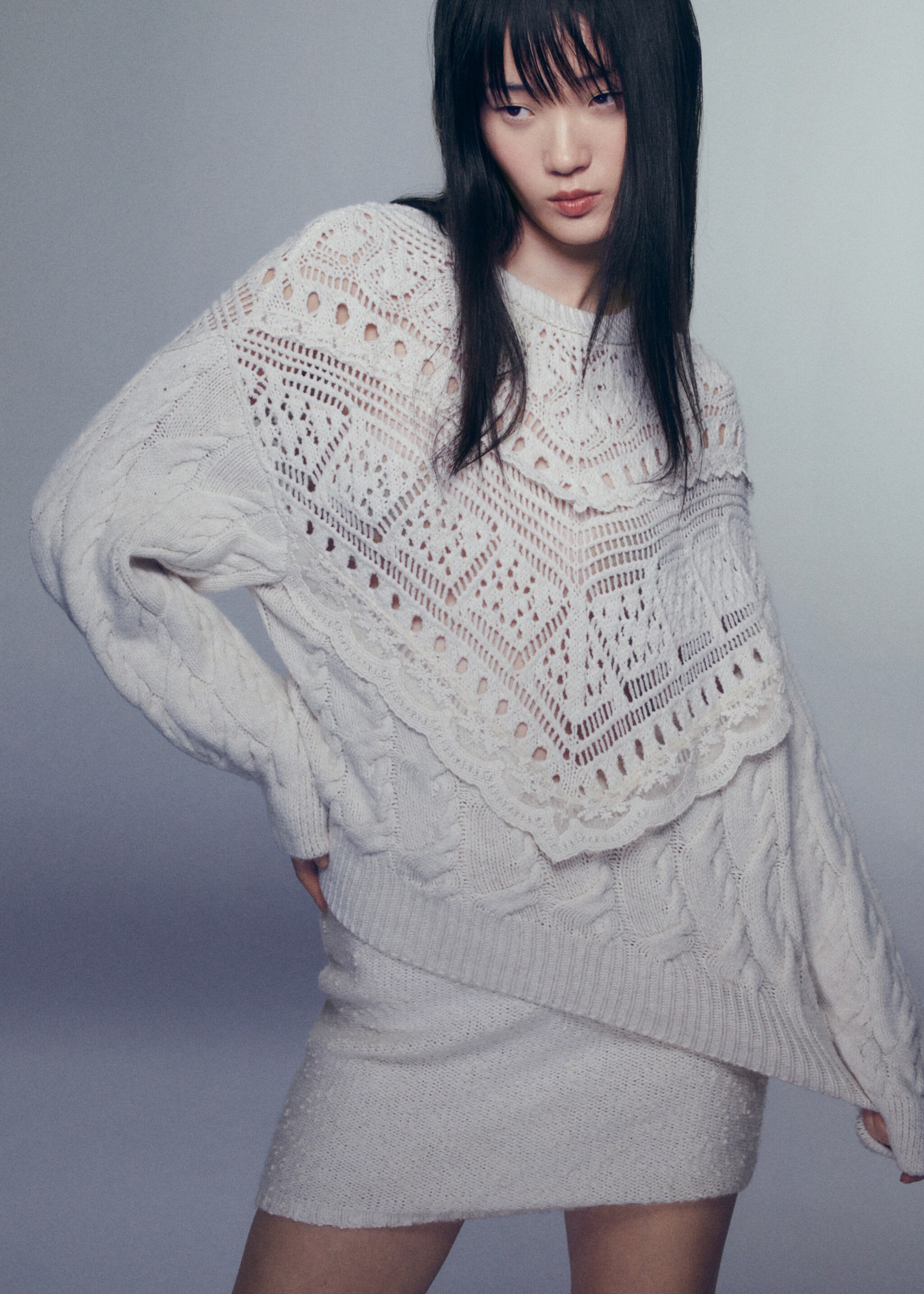 Knitted sweater with openwork details - Details of the article 7