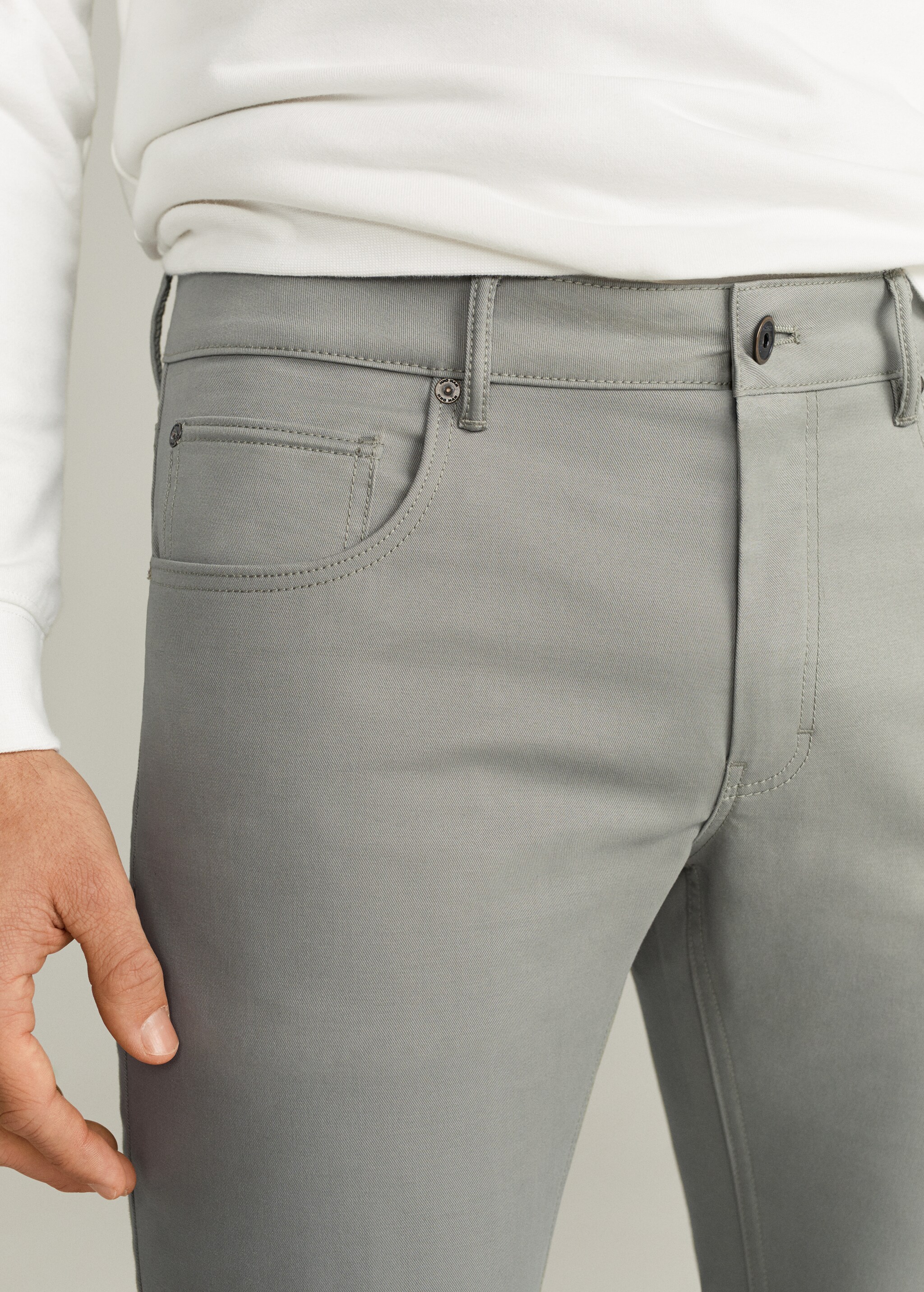 Pantalón tejanero slim fit sarga - Detalle del artículo 1