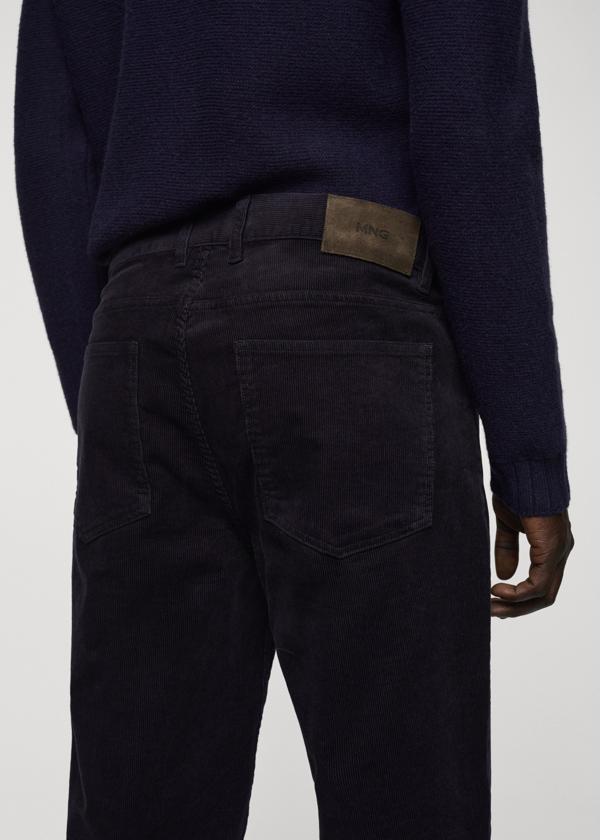 Micro-corduroy slim-fit trousers - Details of the article 4