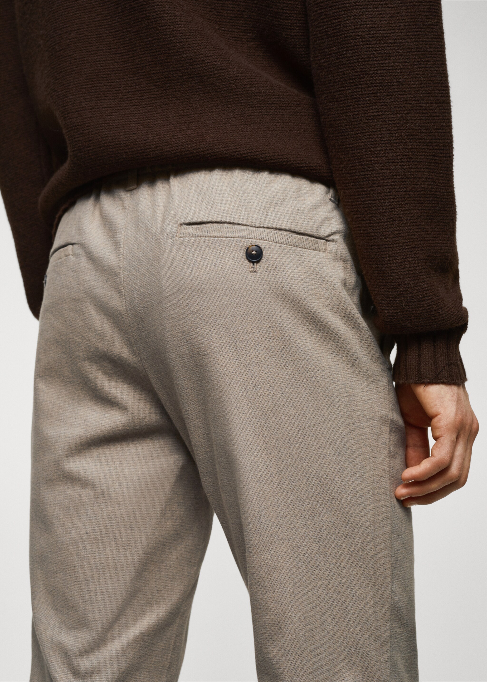 Slim fit structured cotton trousers - Details of the article 4, Beige. Ref: 67000626-00.
