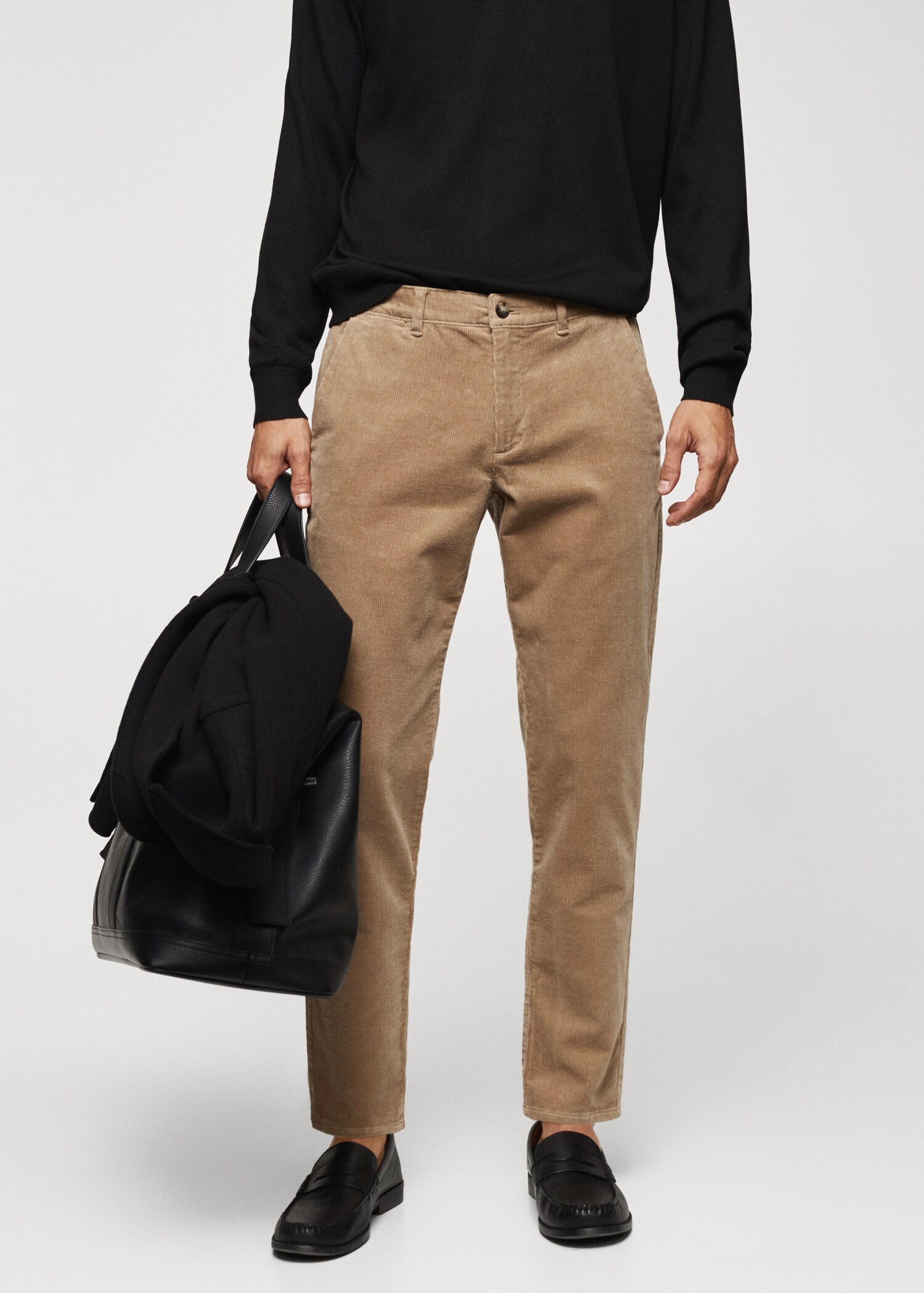 Pantalón pana slim fit cordón - Plano medio