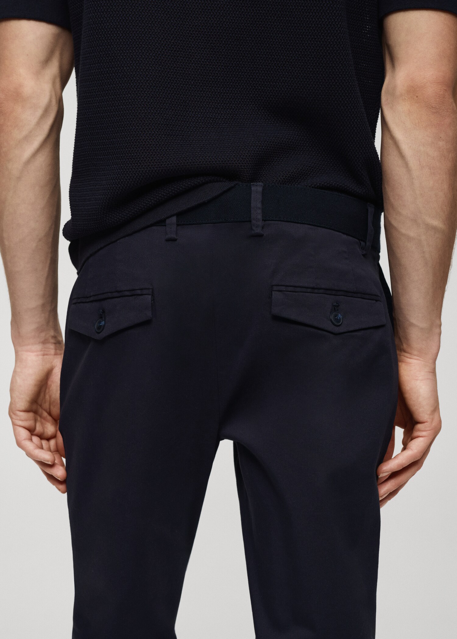 Cotton tapered crop trousers - Details of the article 4
