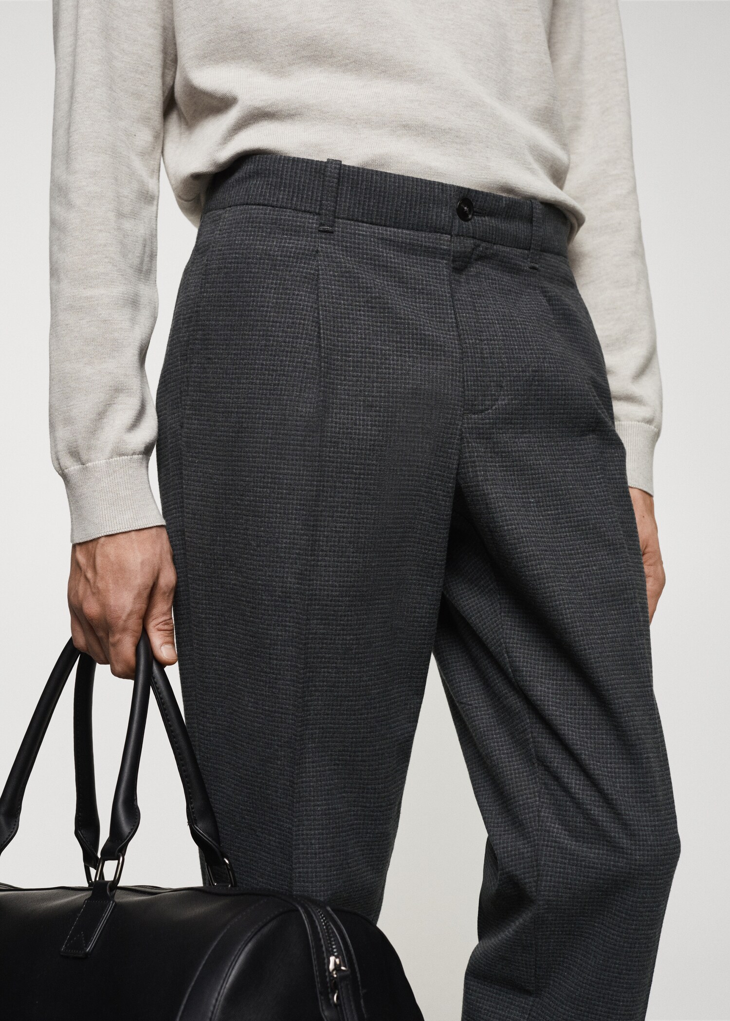 Slim-fit cotton trousers - Details of the article 1