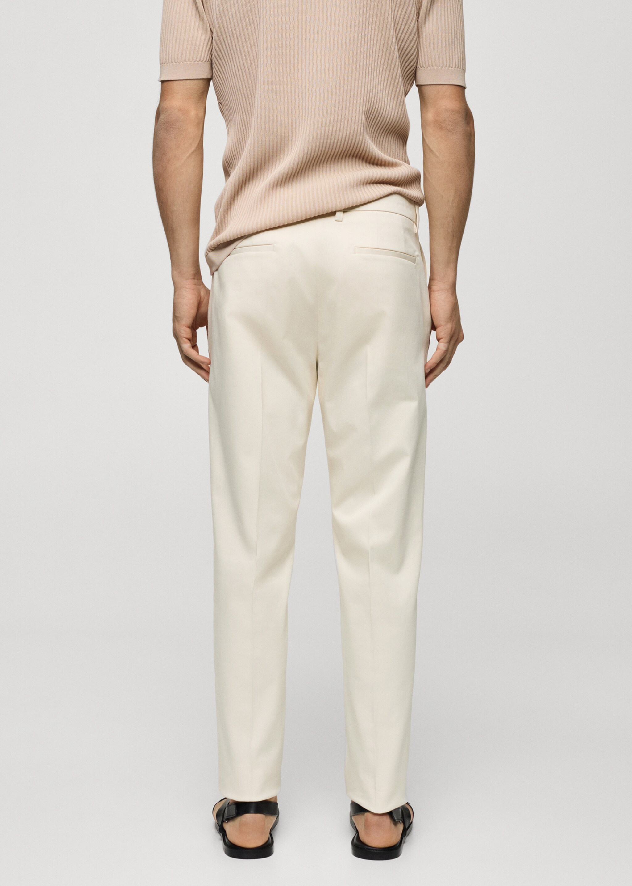 Slim fit chino - Achterkant van het artikel
