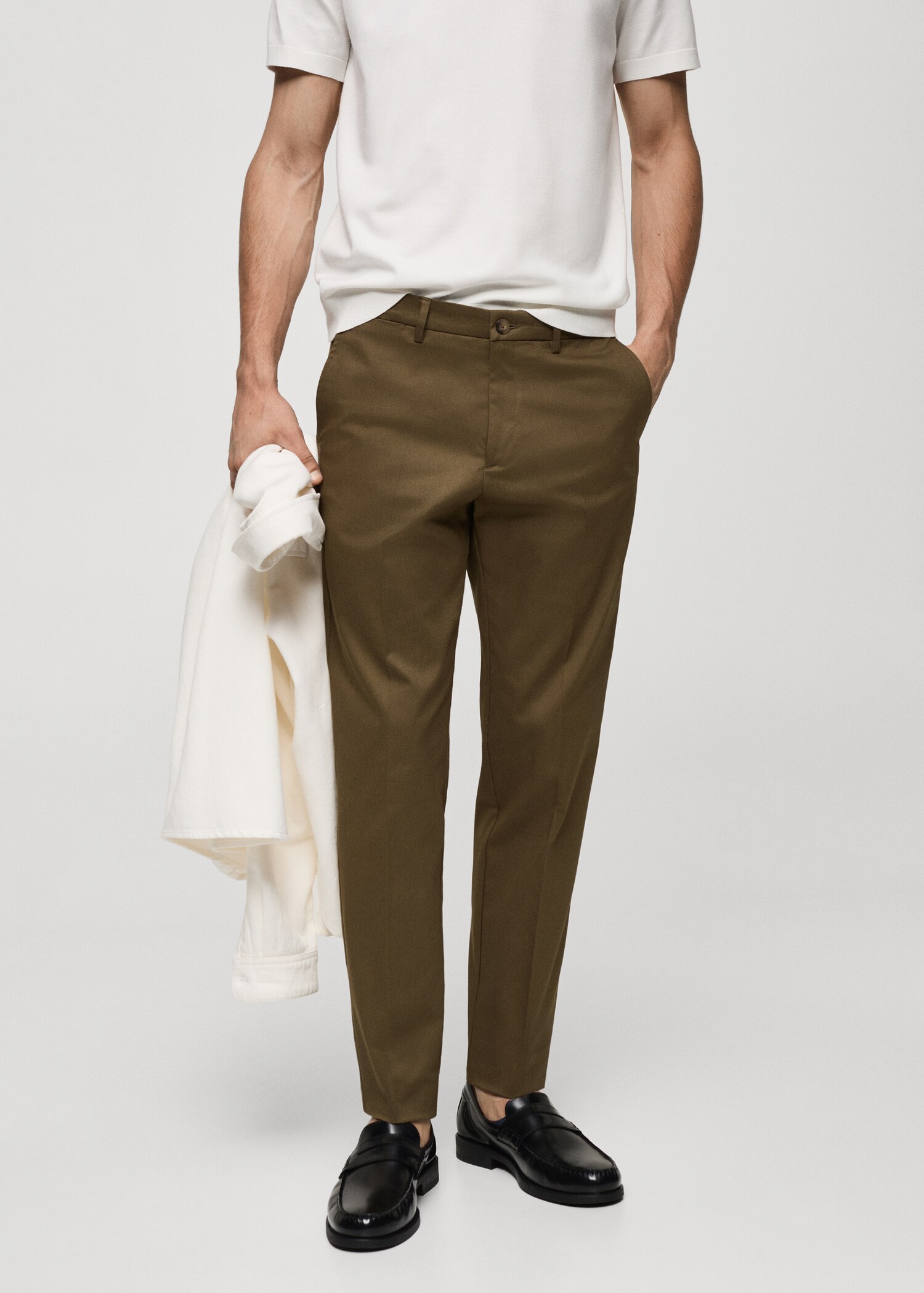Slim Fit Chinohose - Mittlere Ansicht