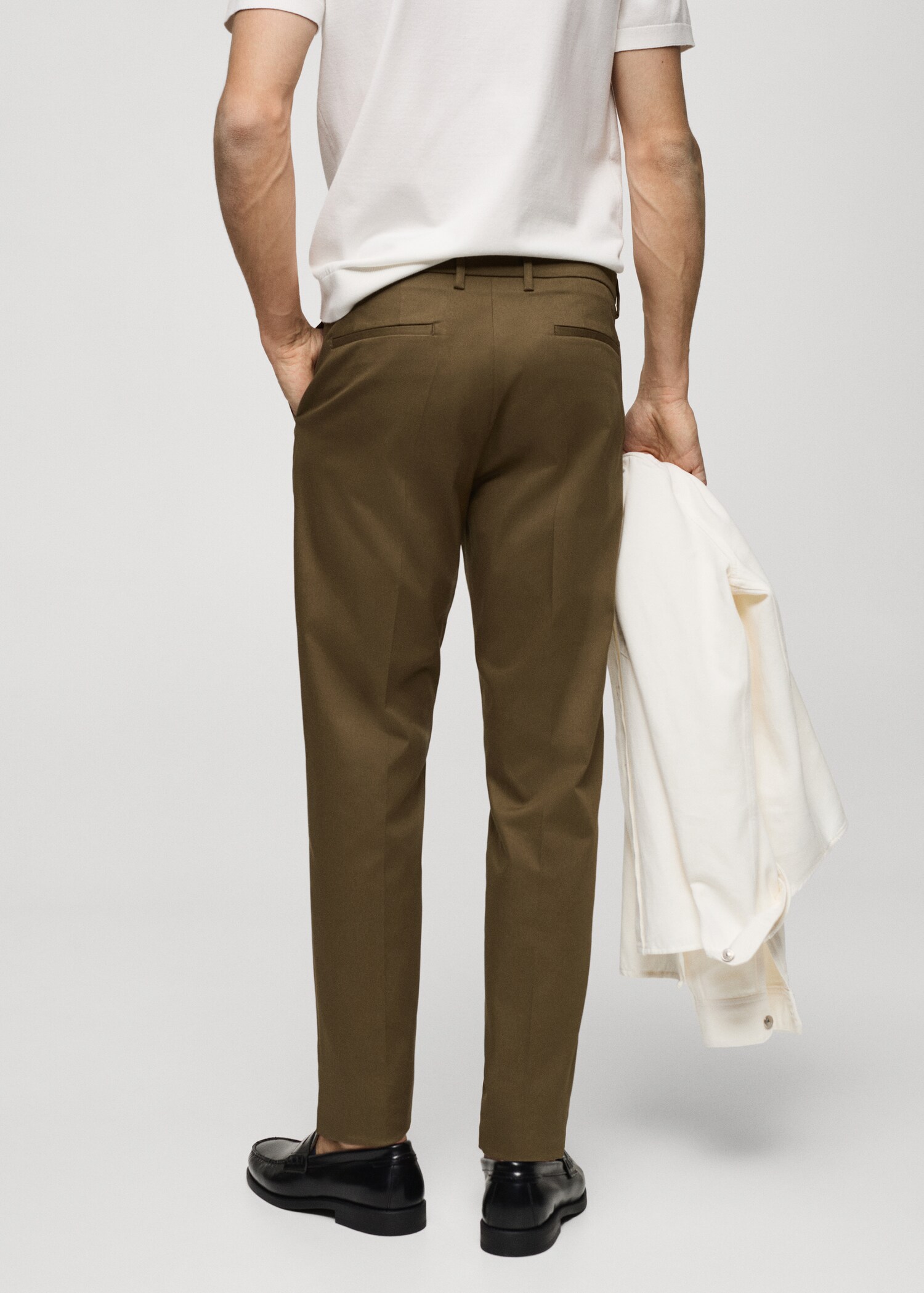 Slim Fit Chinohose - Rückseite des Artikels