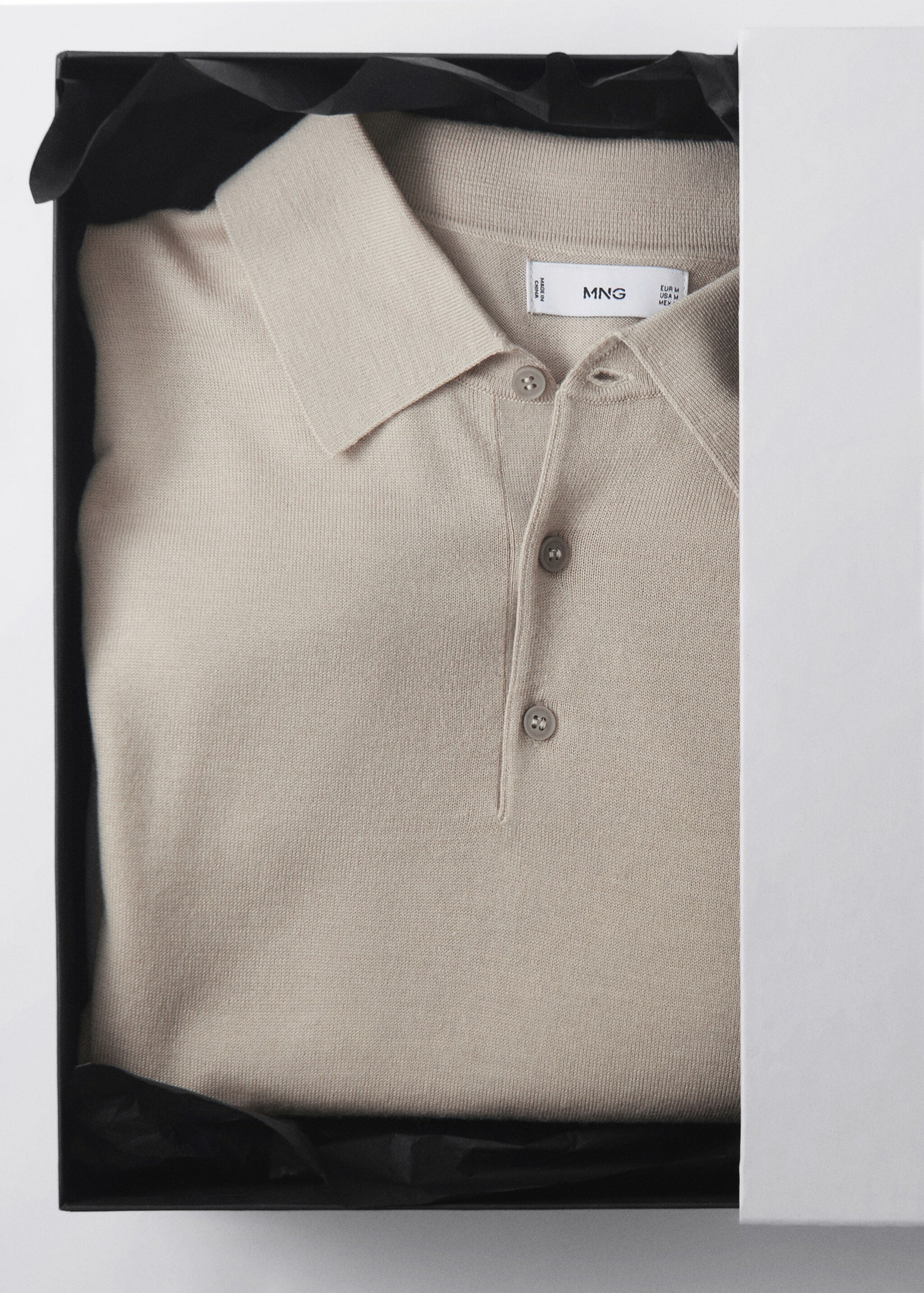 100% merino wool long-sleeved polo shirt - Details of the article 8, Light/Pastel Grey. Ref: 67000659-00.