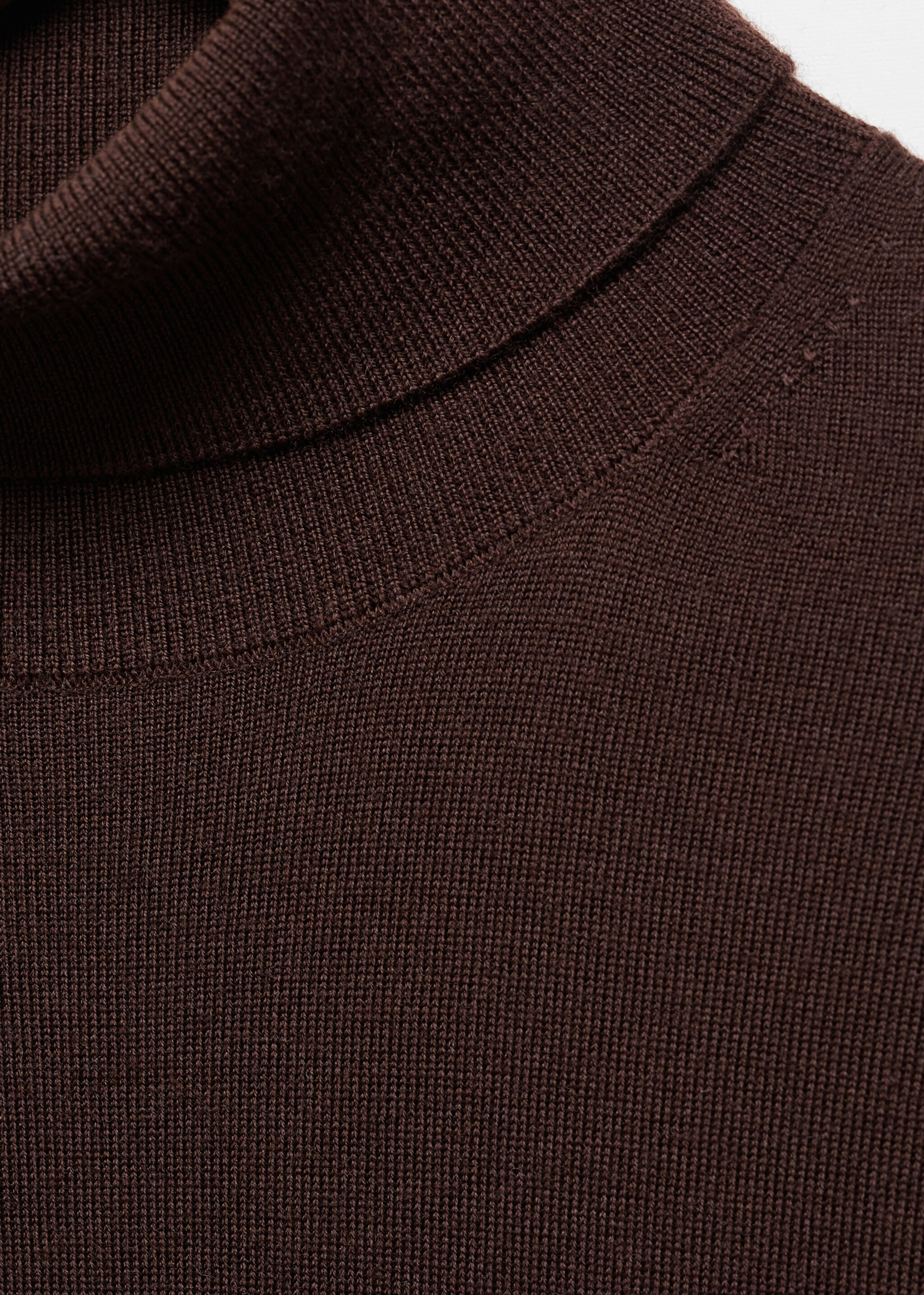 Jersey 100% lana merino cuello alto - Detalle del artículo 8