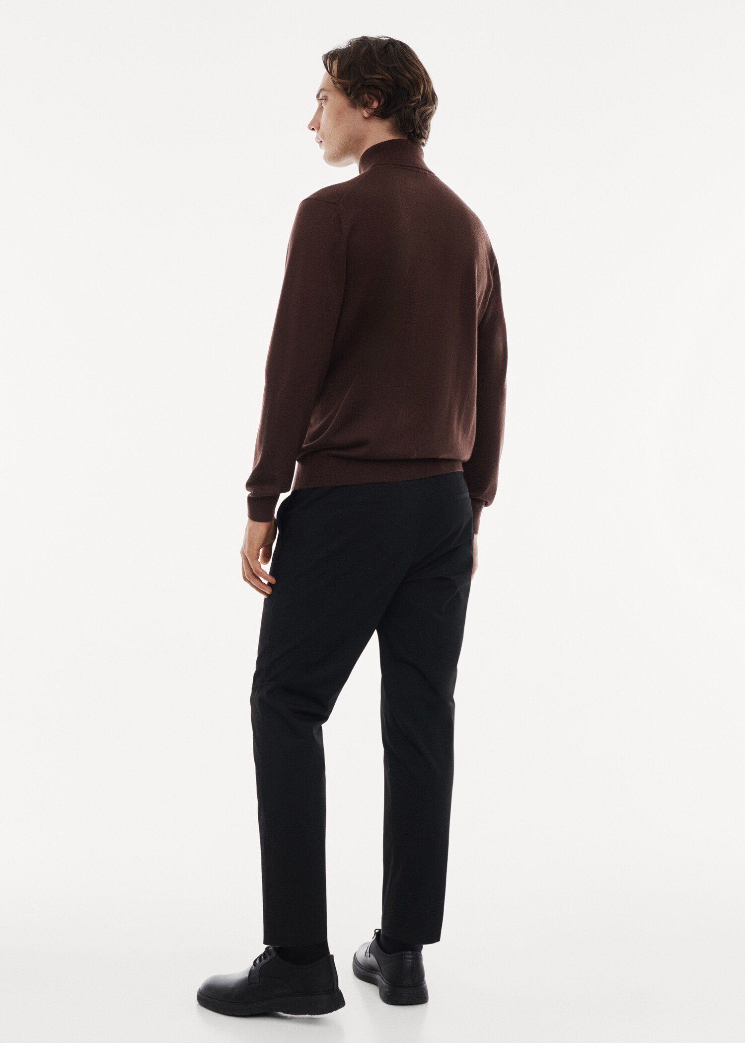 100% merino wool turtleneck sweater - Reverse of the article