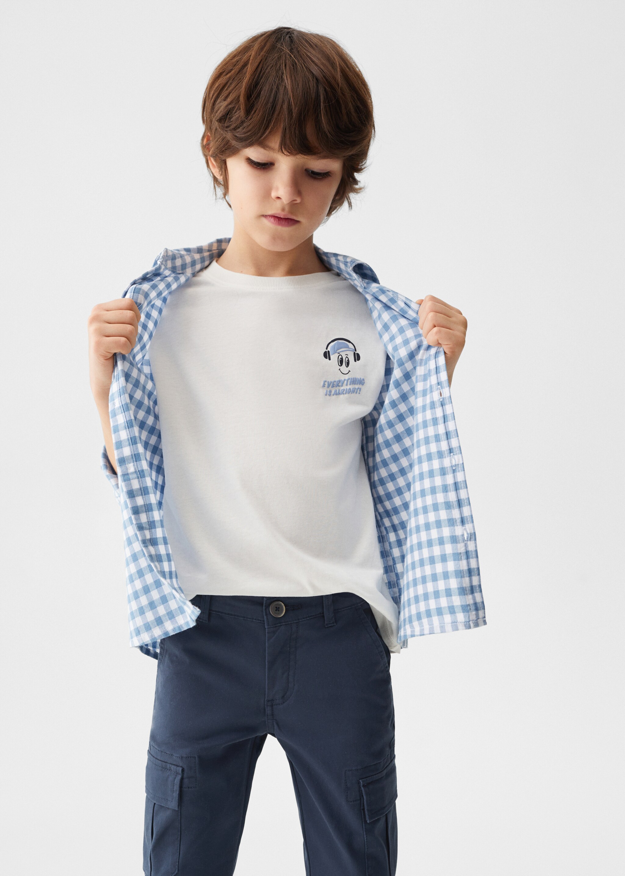 Pantalón regular fit cargo - Plano medio