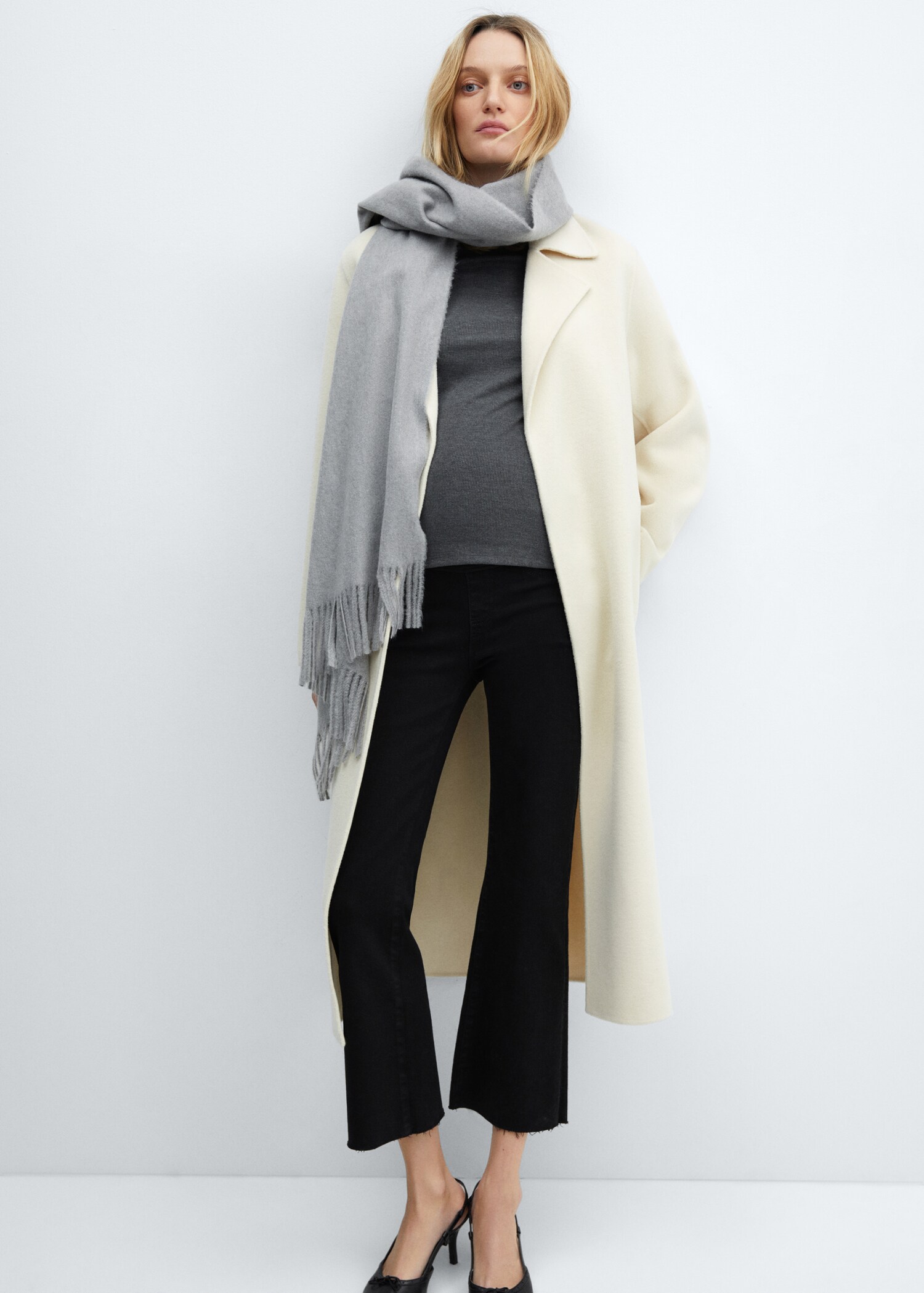 Maternity flared cropped jeans - Details of the article 2