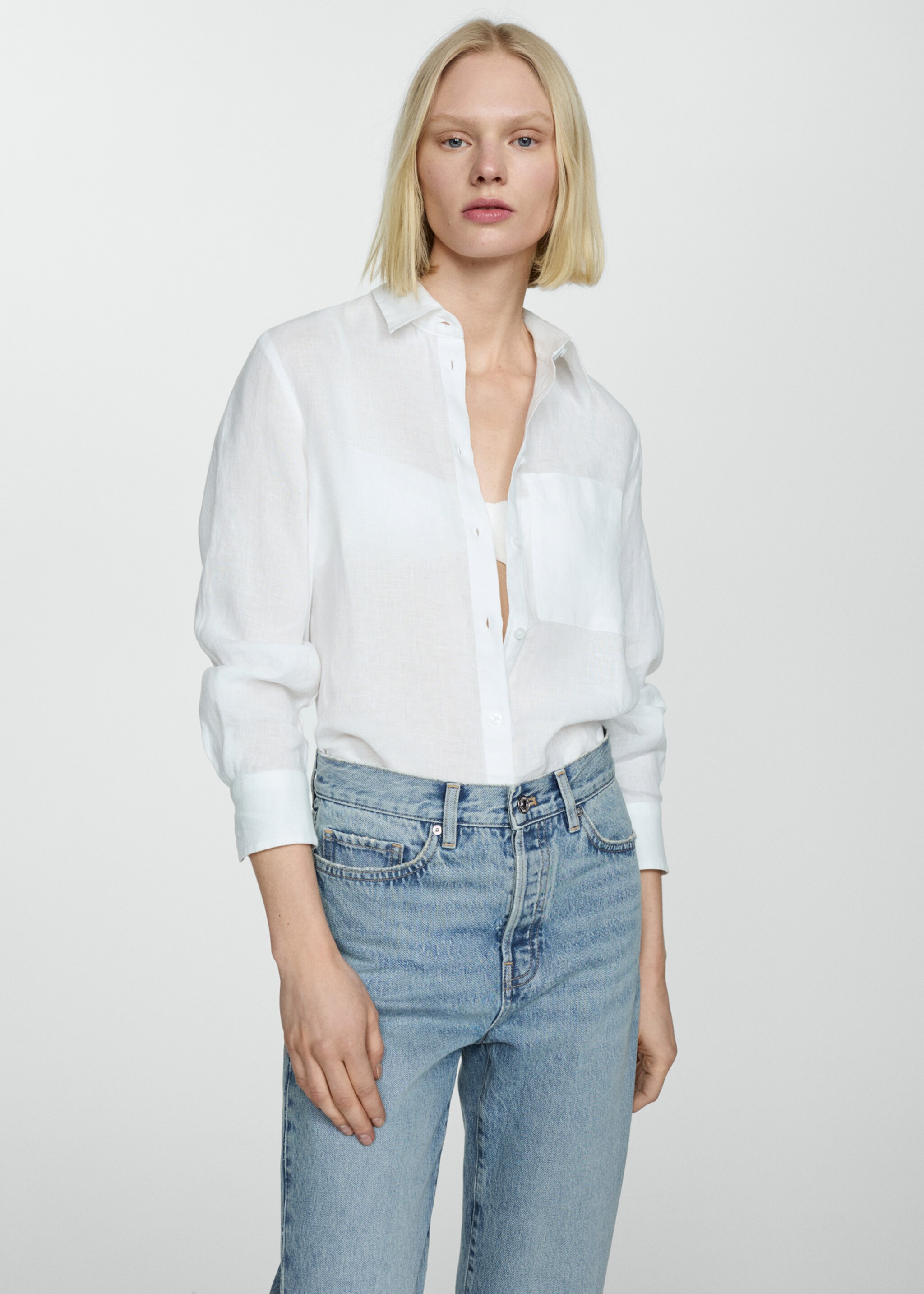 Gerade Jeans mit Vorwärtsnähten - Detail des Artikels 1