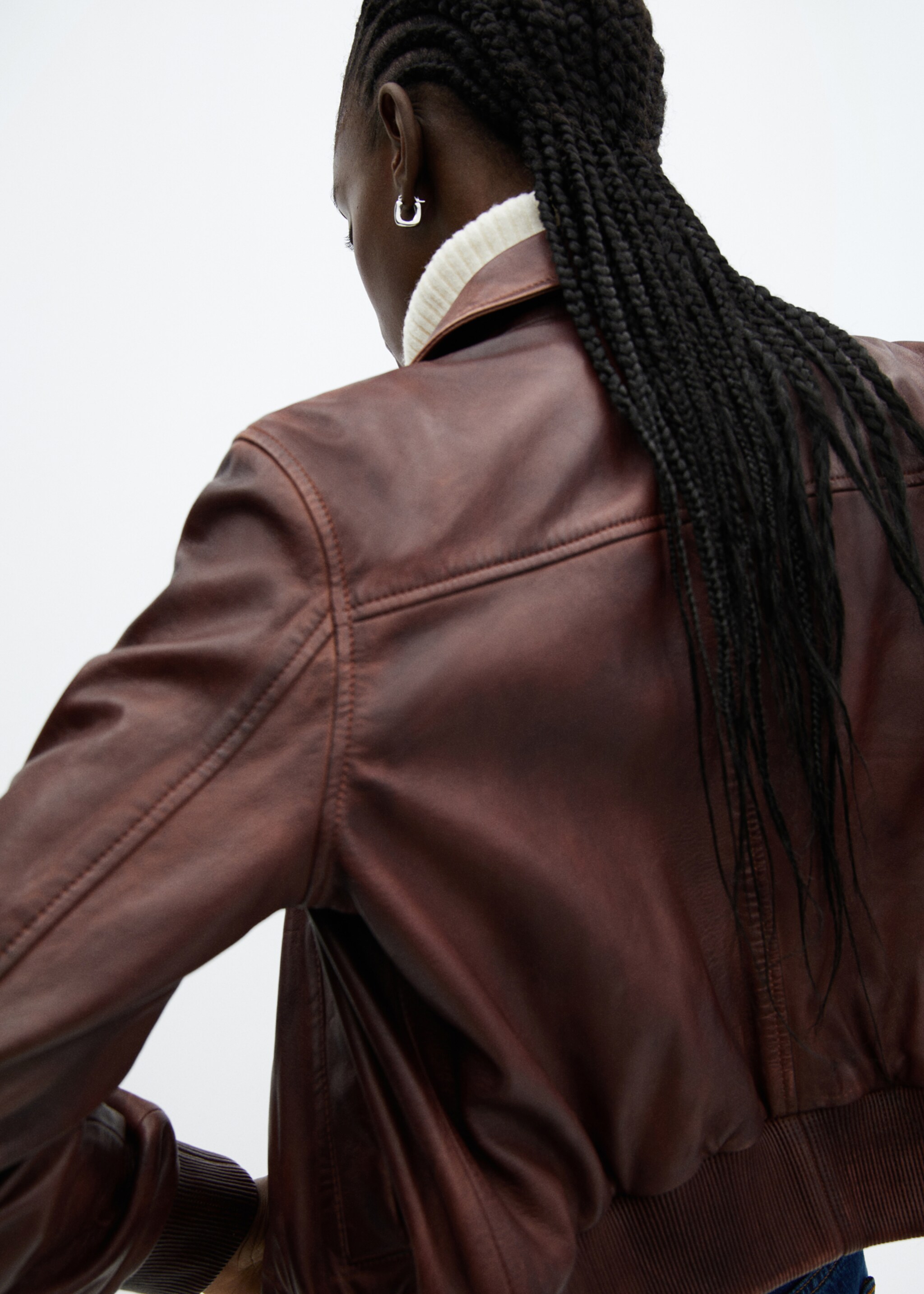 100% leather jacket - Details of the article 2, Brown. Ref: 67001508-00.