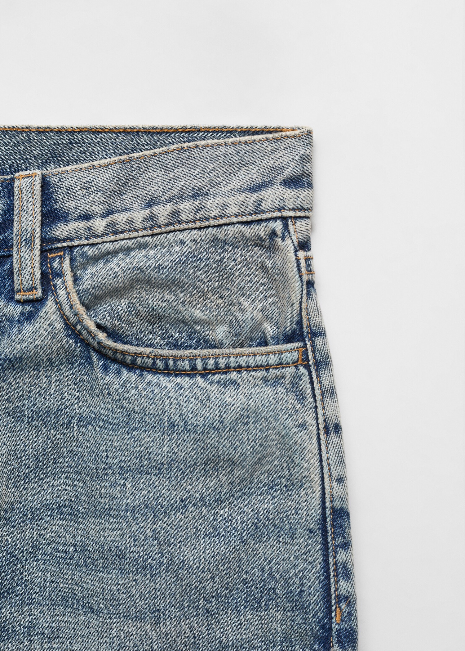 High-rise wideleg jeans - Details of the article 8