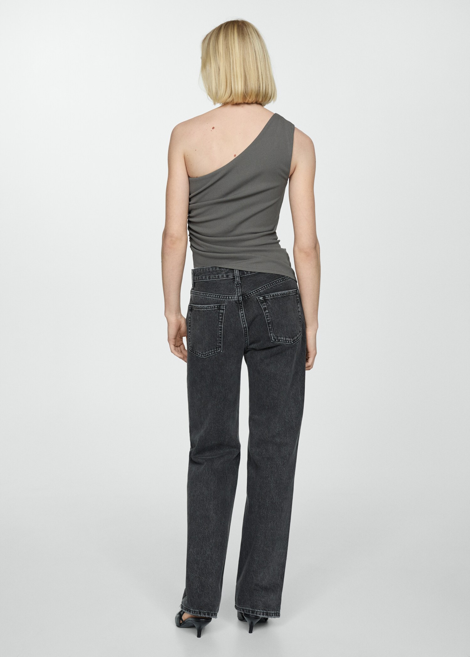 Mid-rise straight jeans - Reverse of the article