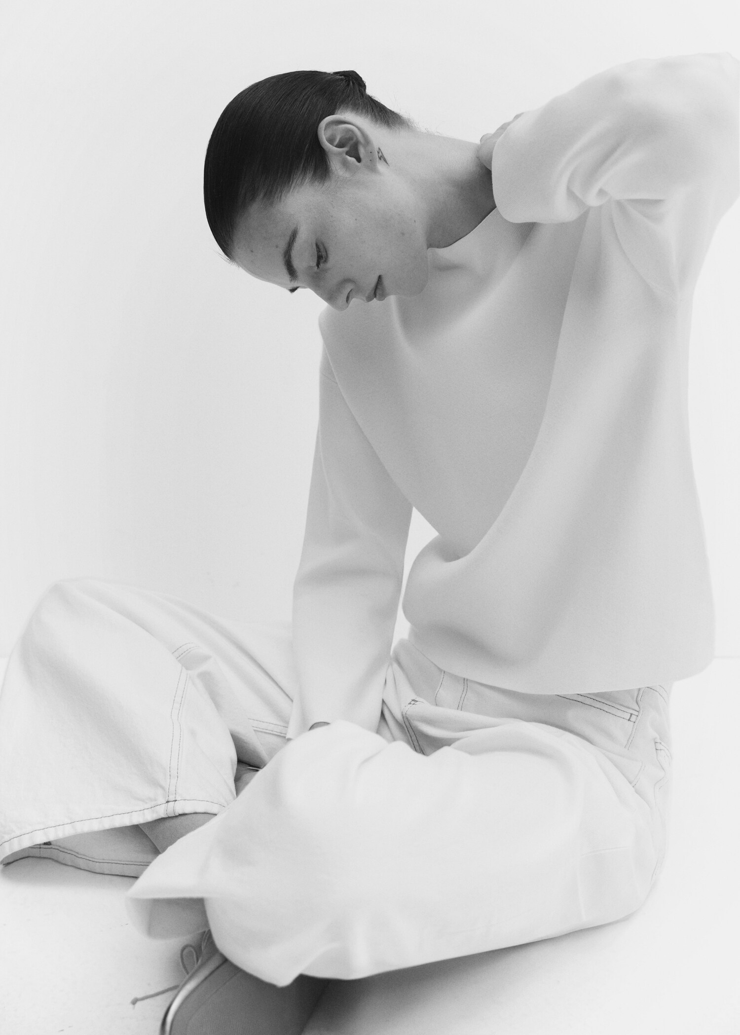 Knitted sweater with perkins neck - Details of the article 2