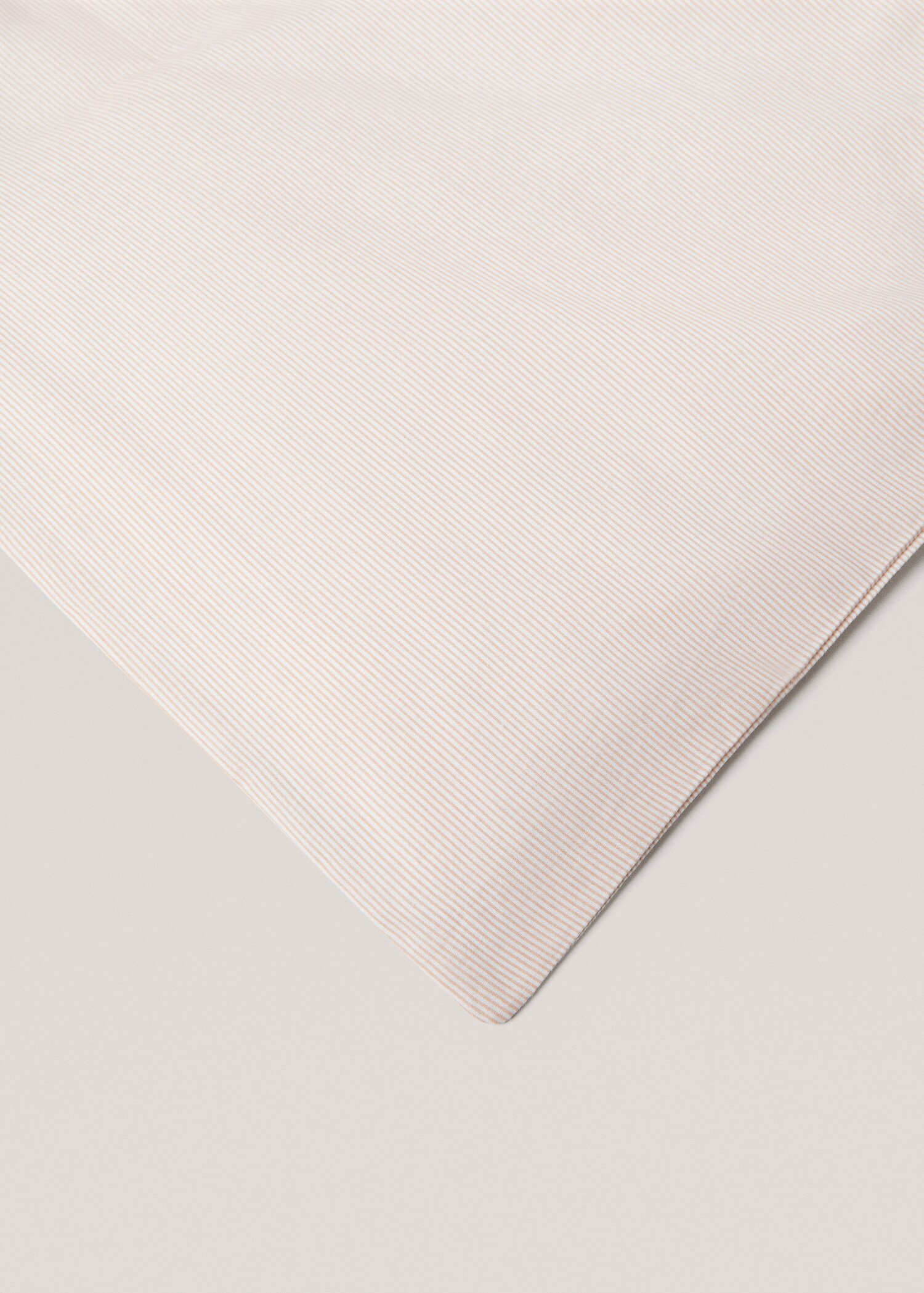 Multi-striped two-tone design duvet cover for king bed - Details of the article 2