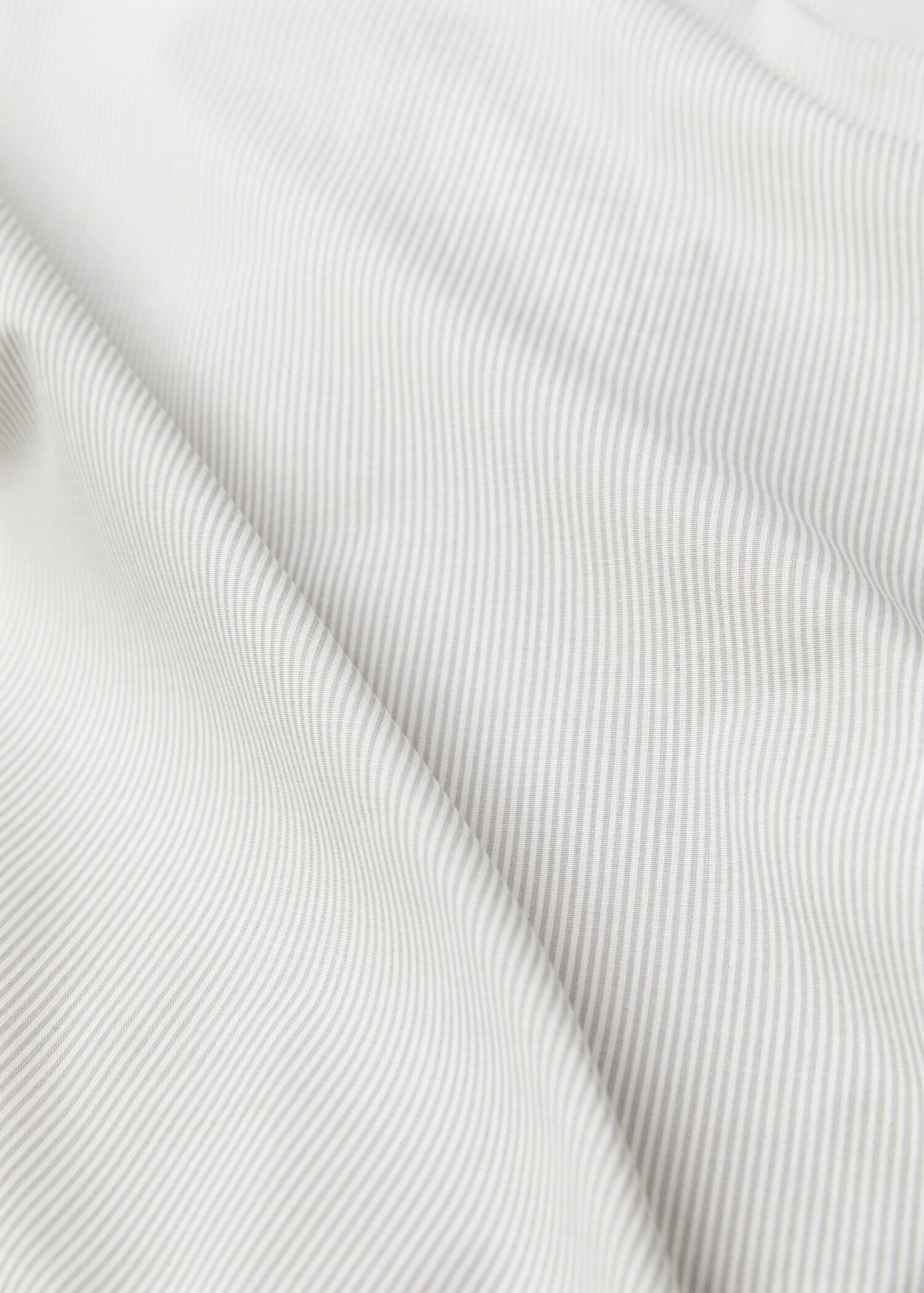 Multi-striped two-tone design duvet cover for king bed - Details of the article 3
