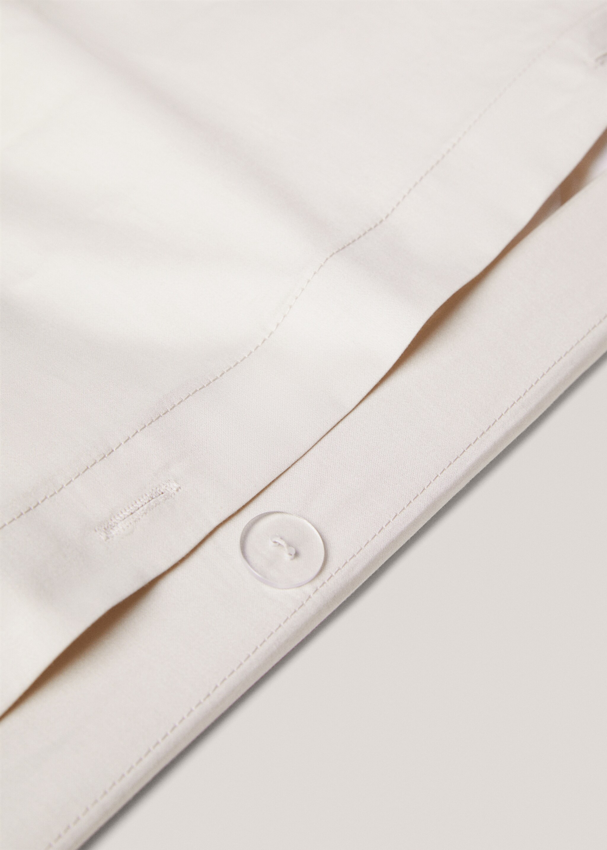 Satin duvet cover for king bed - Details of the article 1, Beige. Ref: 67004080-00.