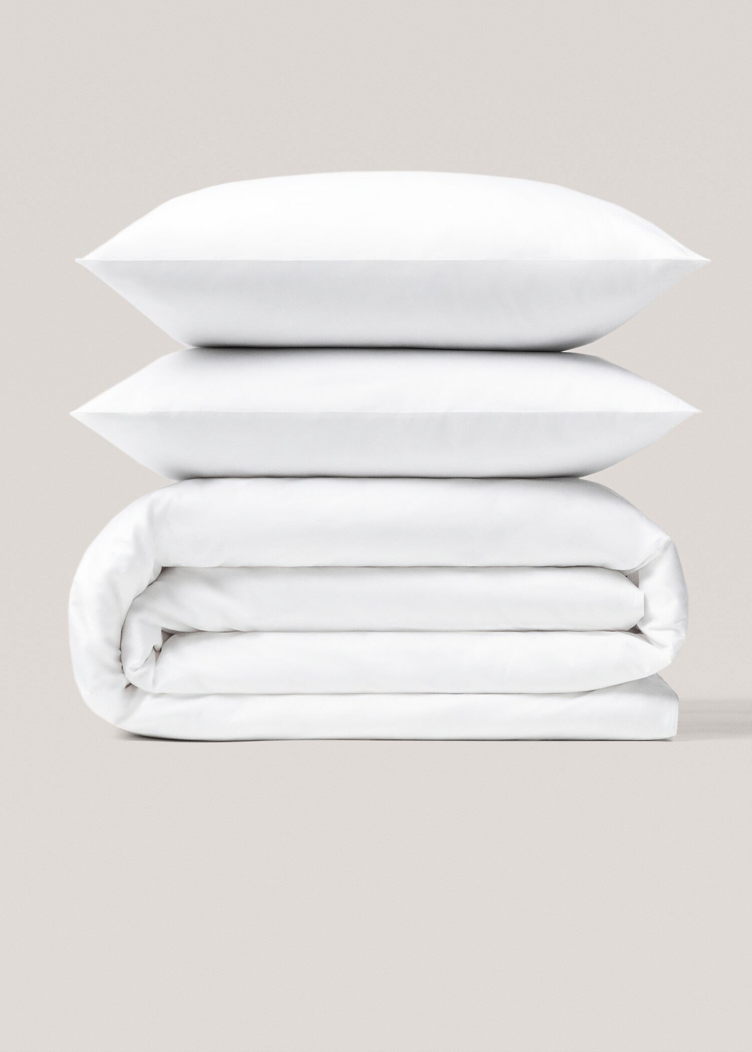 Satin duvet cover for king bed - Article without model