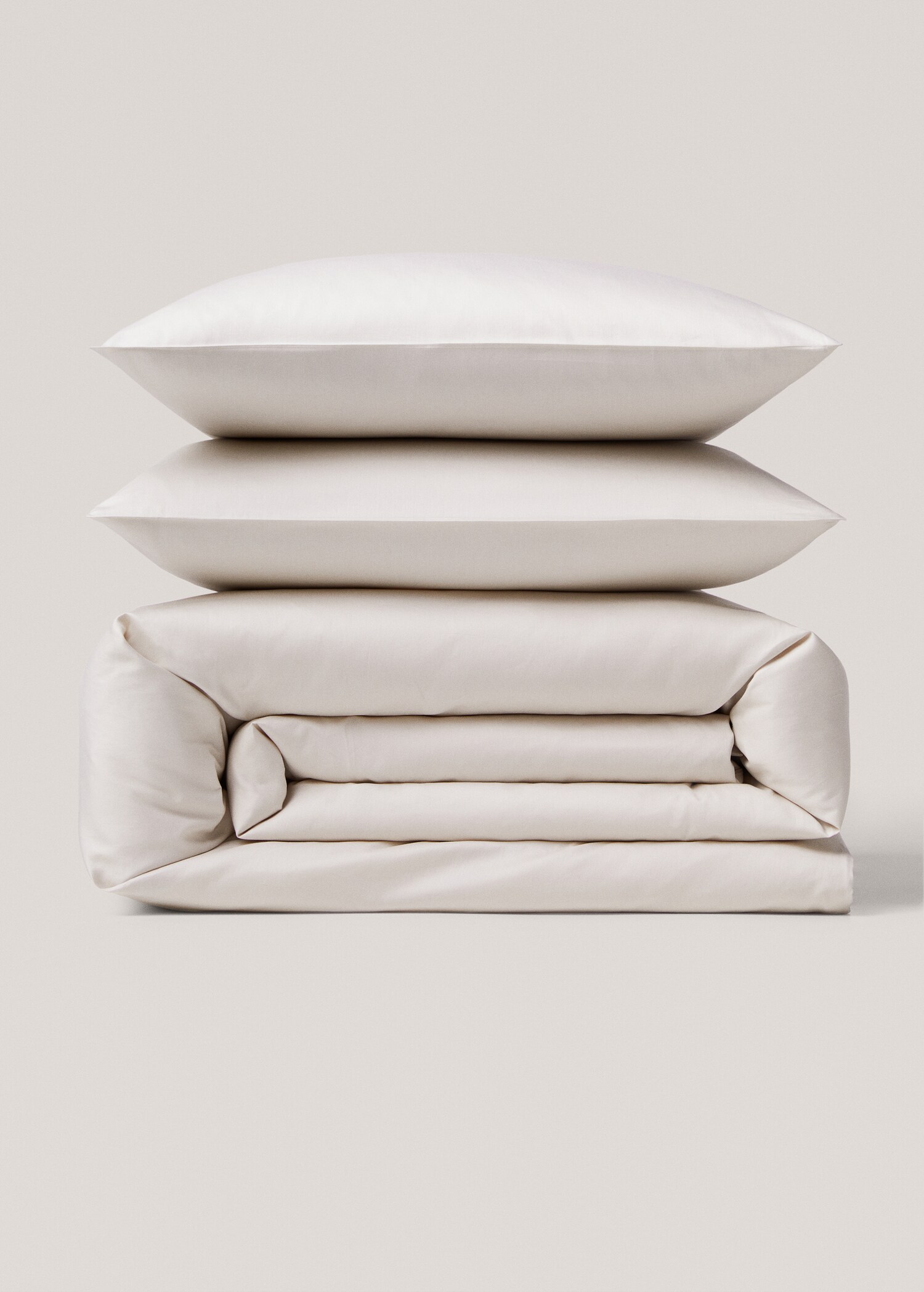 Satin duvet cover for king bed - Article without model