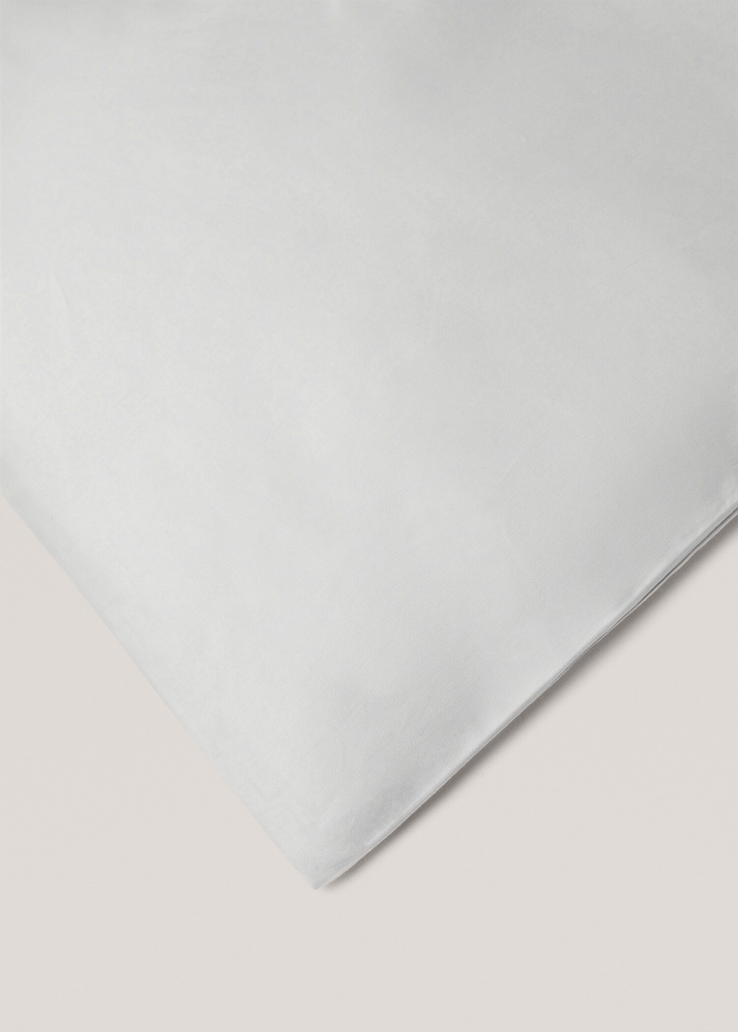 Satin duvet cover for king bed - Details of the article 3
