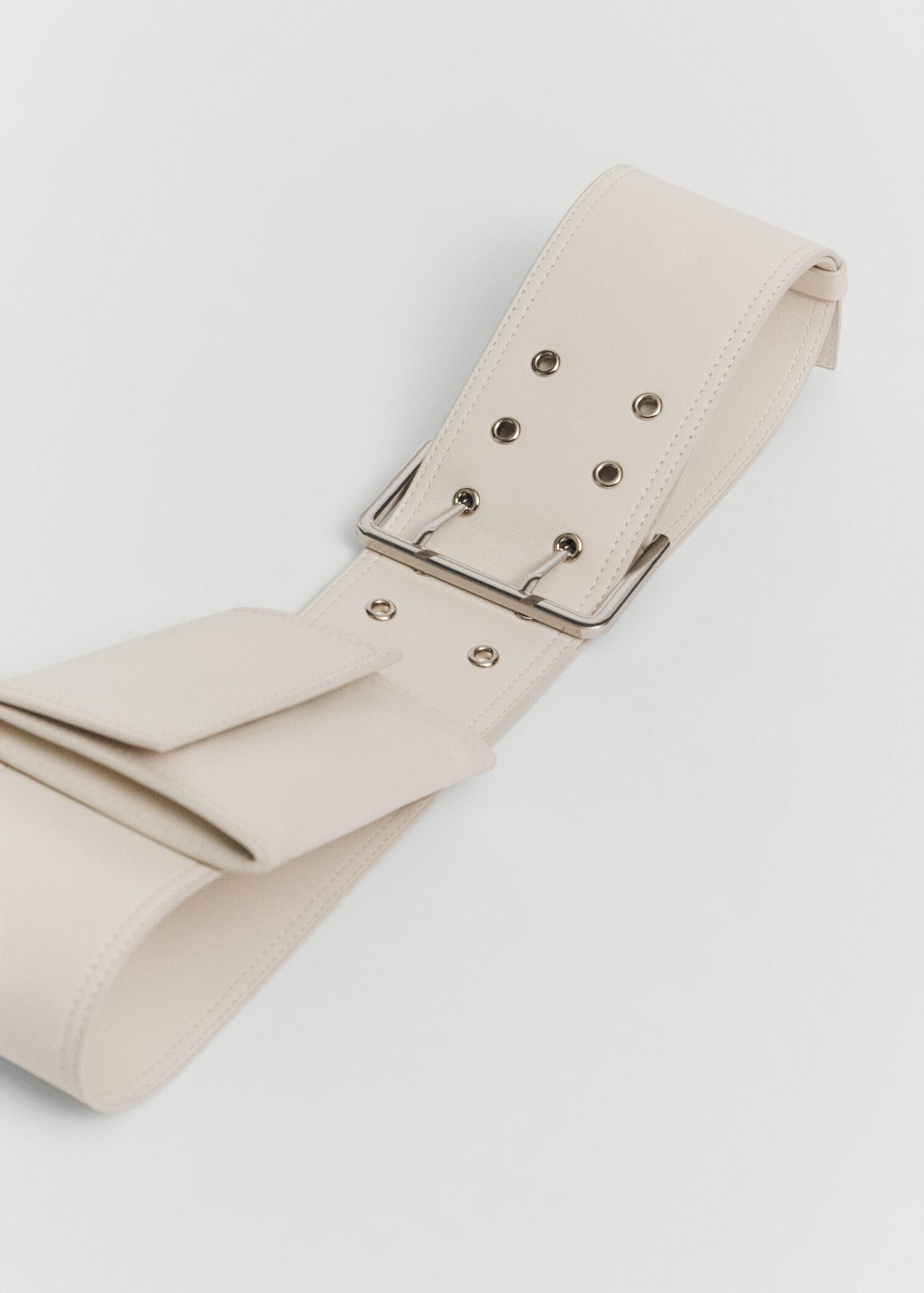 Sac banane cuir ceinture - Plan moyen