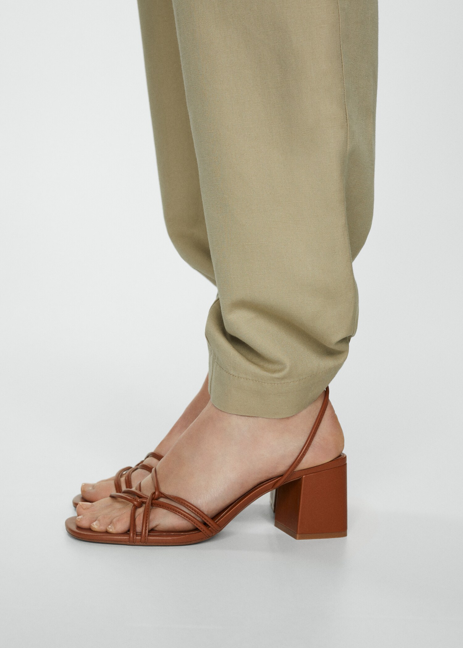 Strappy heeled sandals - Details of the article 9
