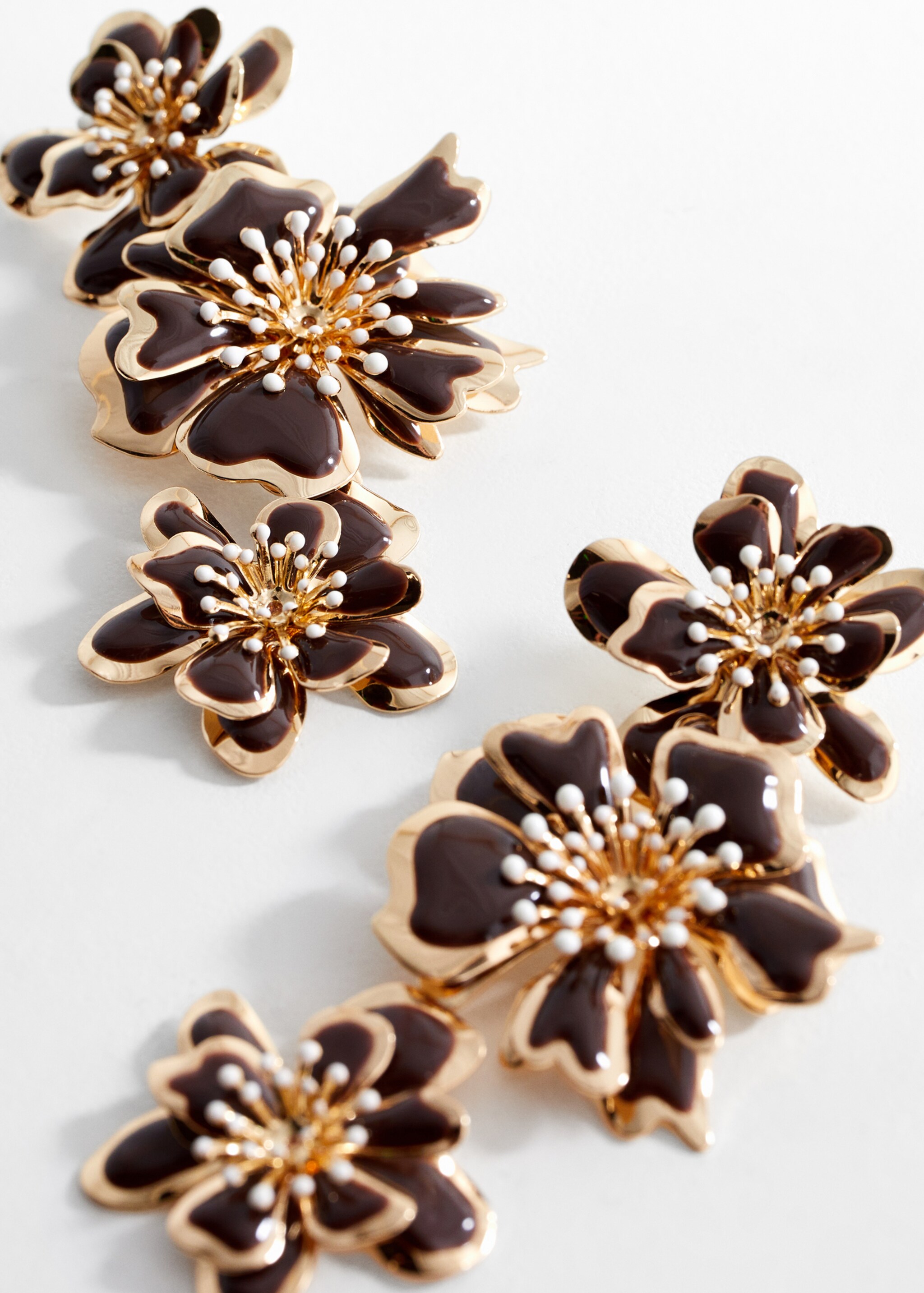 Flower pendant earrings - Medium plane