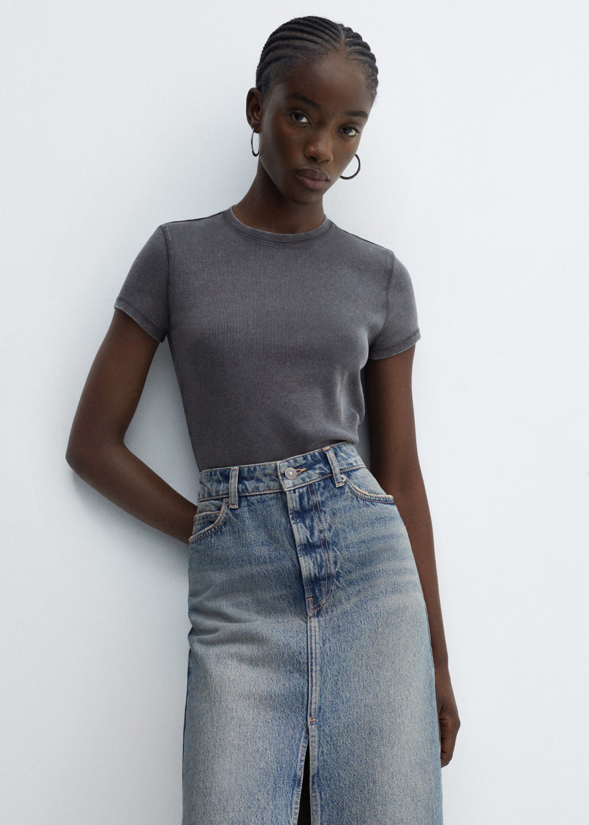 Washed ribbed t-shirt - Medium plane, Charcoal. Ref: 67005751-00.