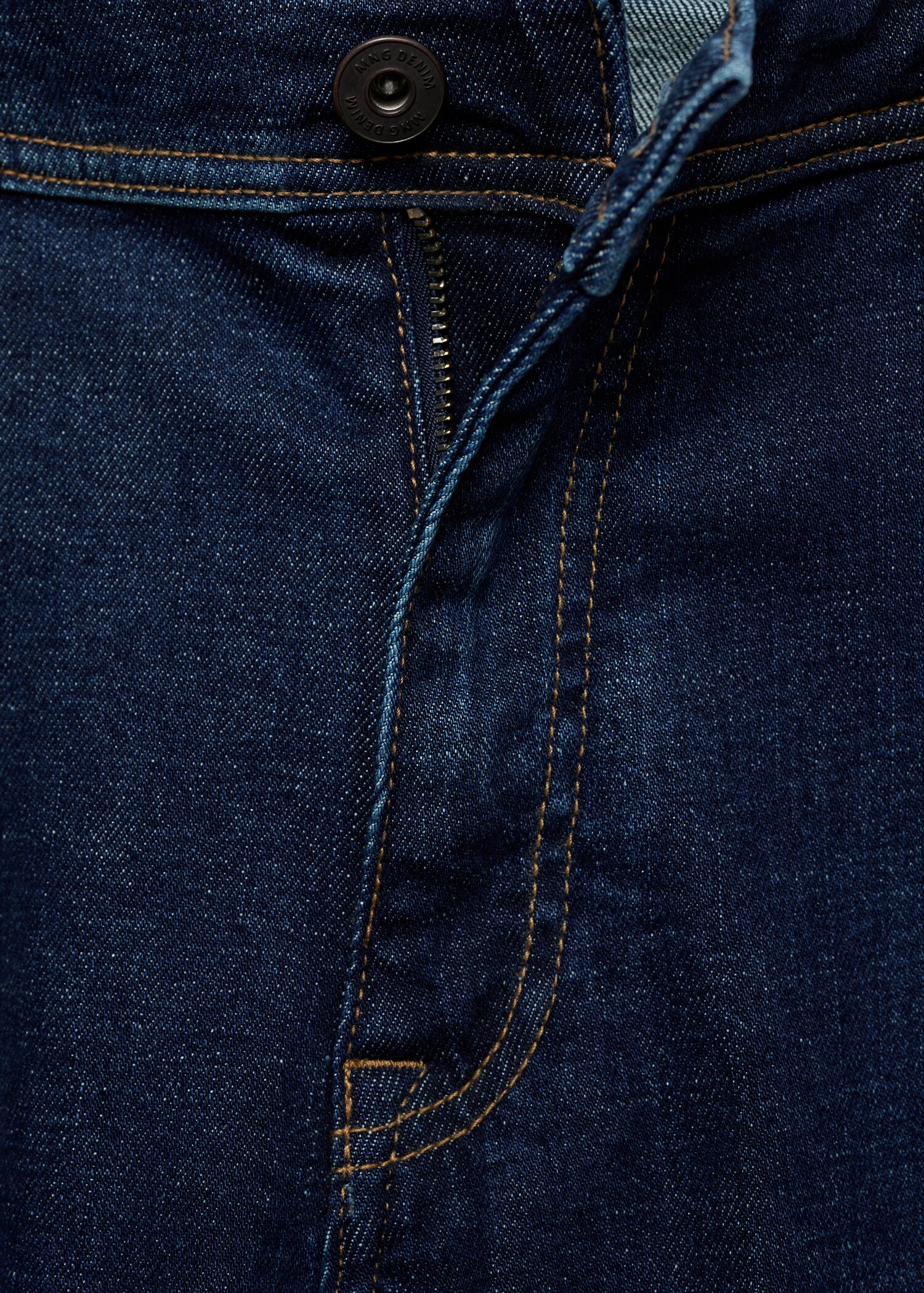 Slim Fit-Jeans mit dunkler Waschung - Detail des Artikels 8
