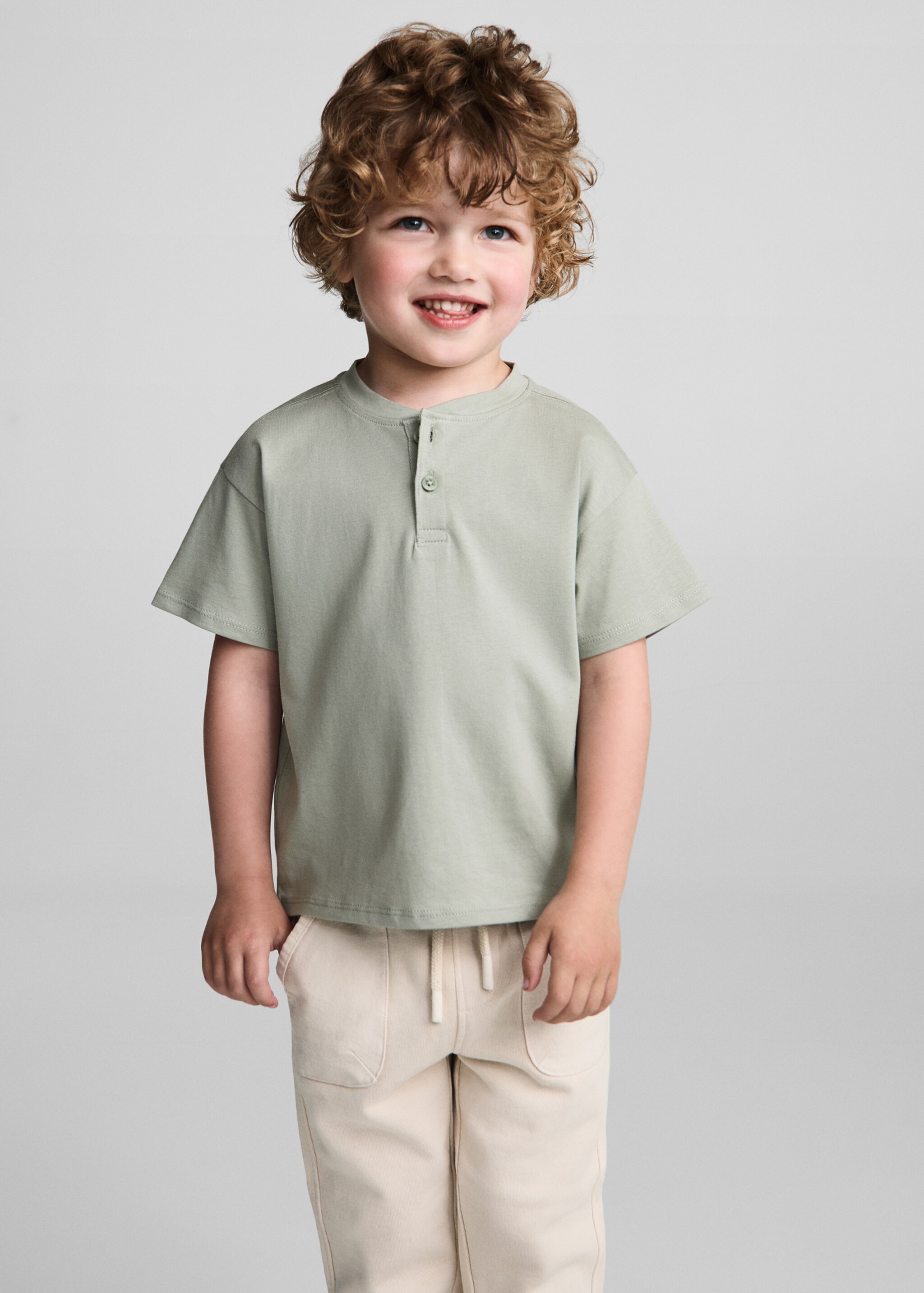 Basic-T-Shirt aus Baumwolle - Mittlere Ansicht, Khaki. Ref: 67006004-00.