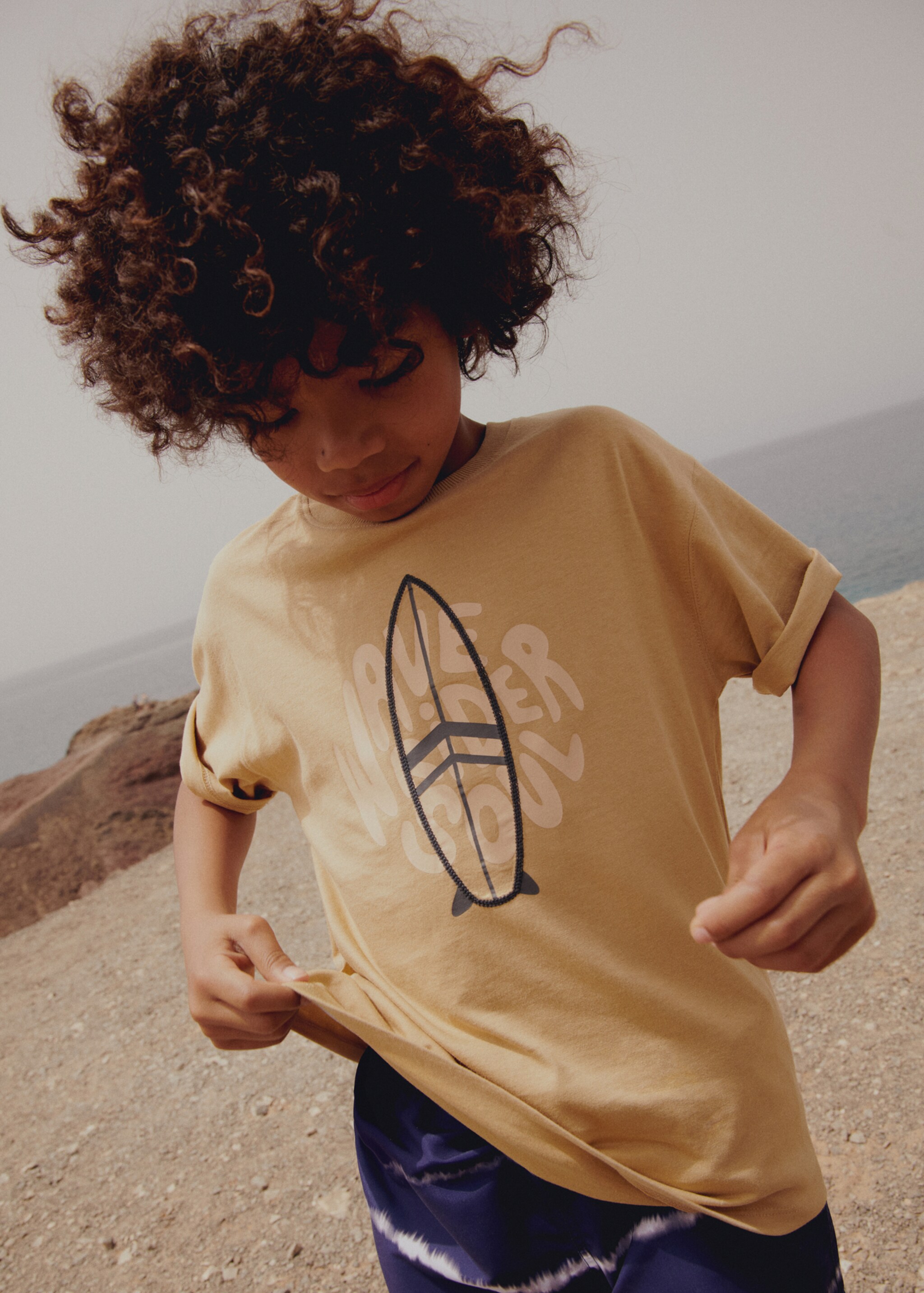 Embossed printed t-shirt - Details of the article 5