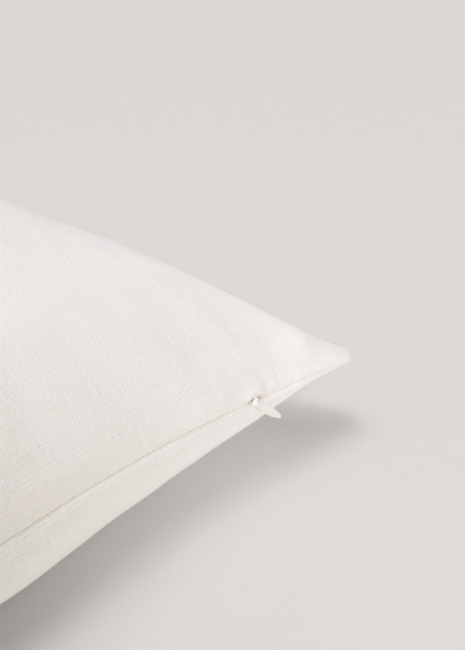 Stripe-print cotton linen cushion cover 40x60cm - Details of the article 3