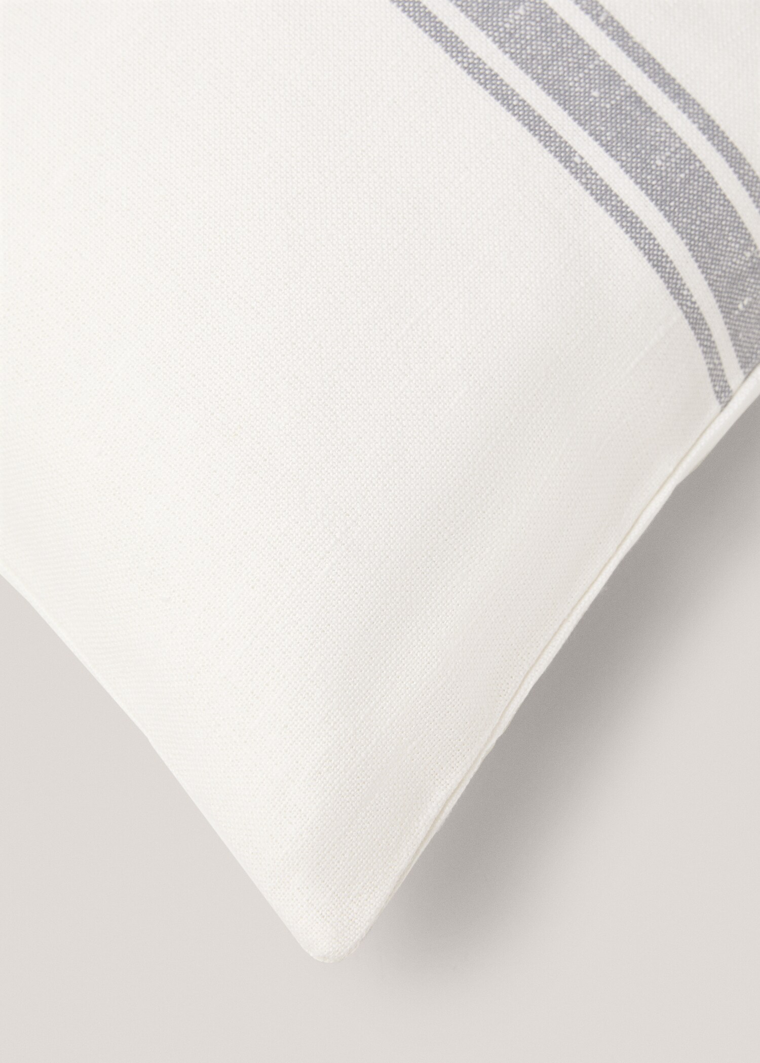 Stripe-print cotton linen cushion cover 40x60cm - Details of the article 4