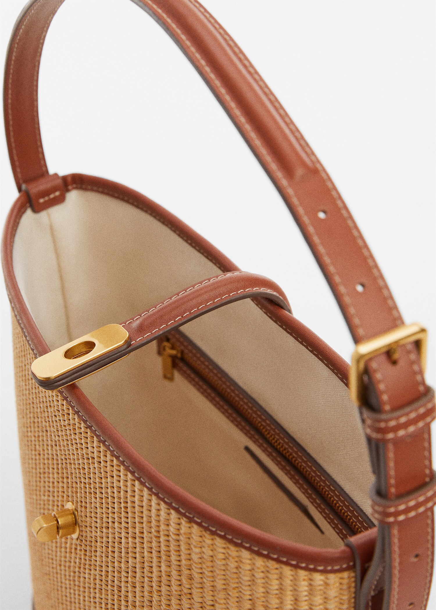 Raffia-effect bucket bag - Details of the article 1