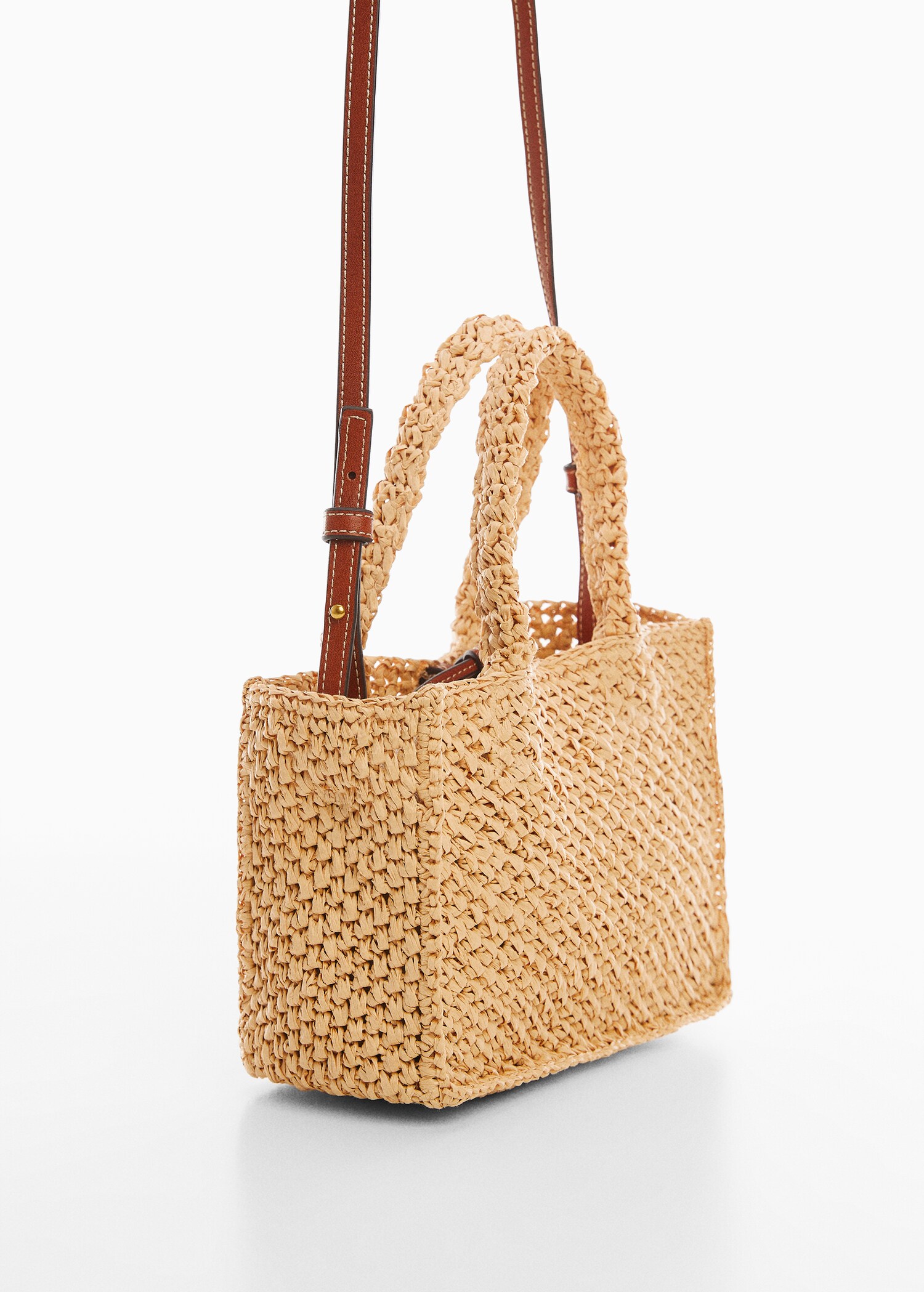 Bolso bandolera efecto rafia - Plano medio