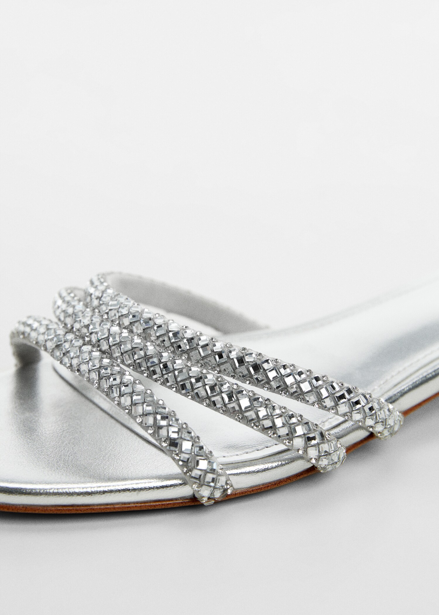 Sandals with glitter straps - Details of the article 2