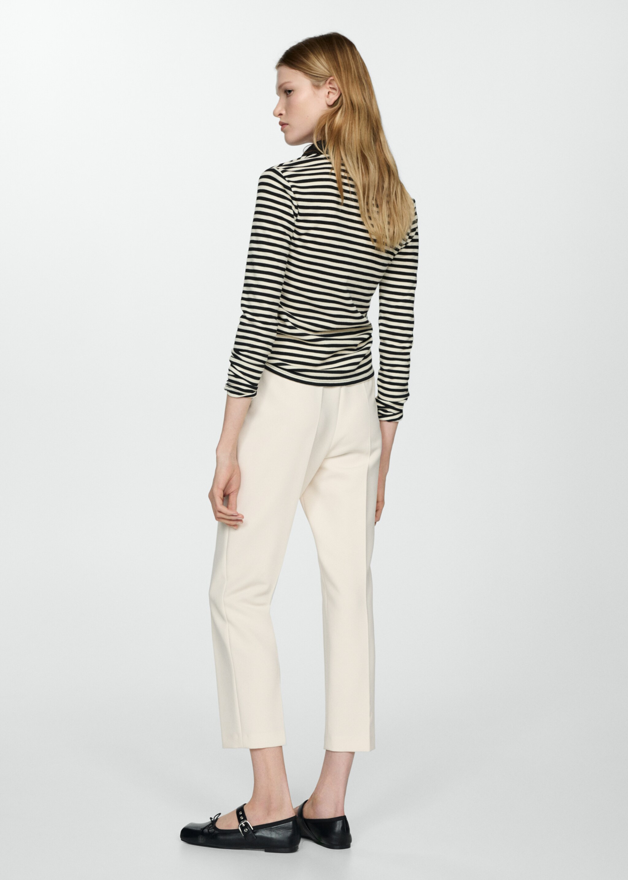 Pantalon à pinces - Verso de l’article