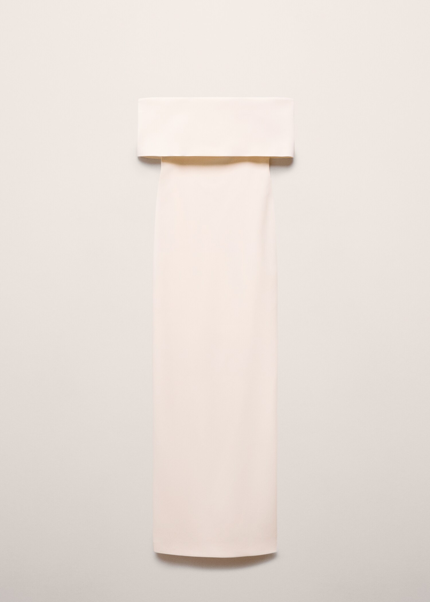 Vestido hombros descubiertos detalle abertura - Artículo sin modelo